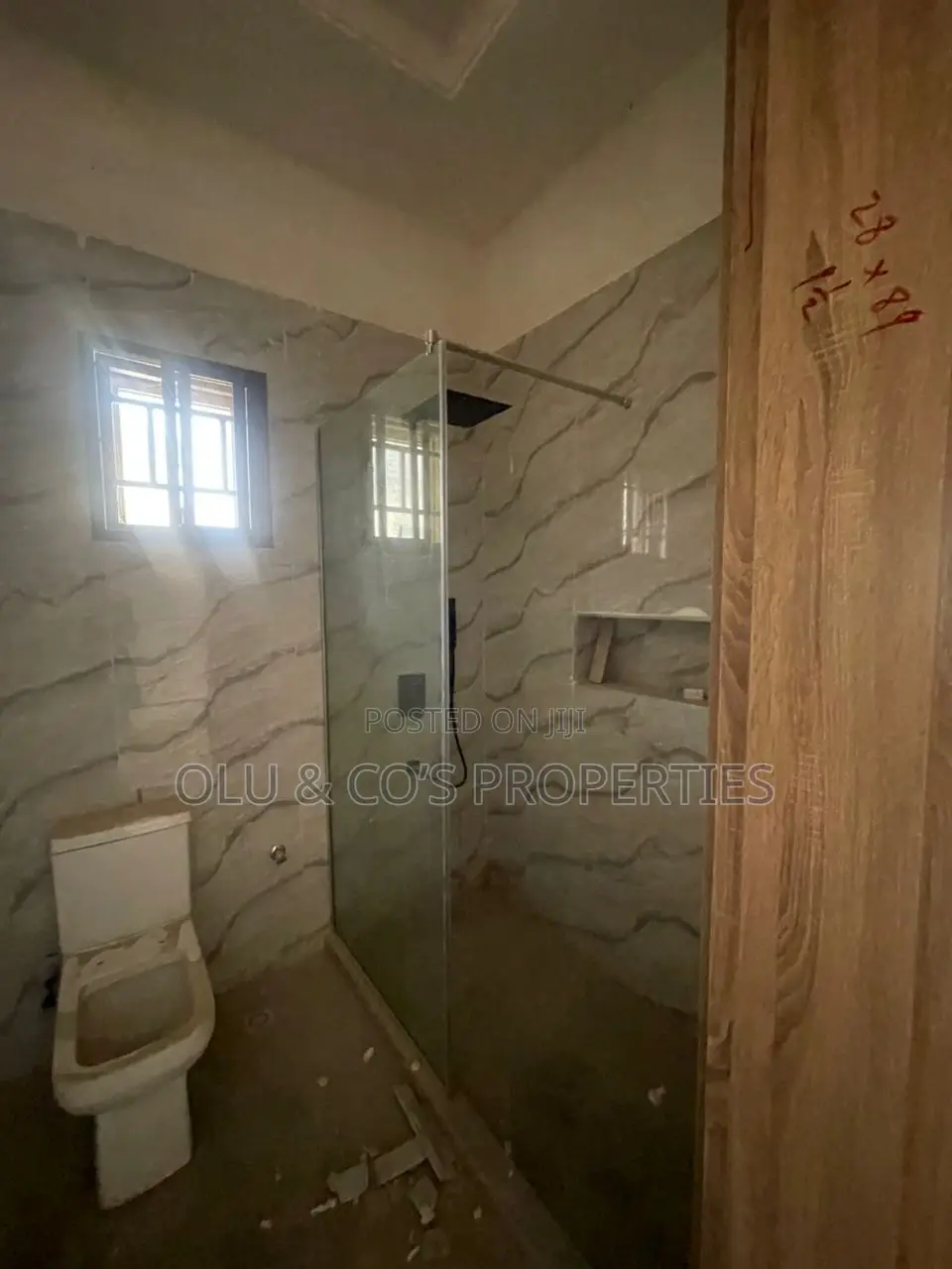 4bdrm Duplex in Lifecamp for sale in Life Camp