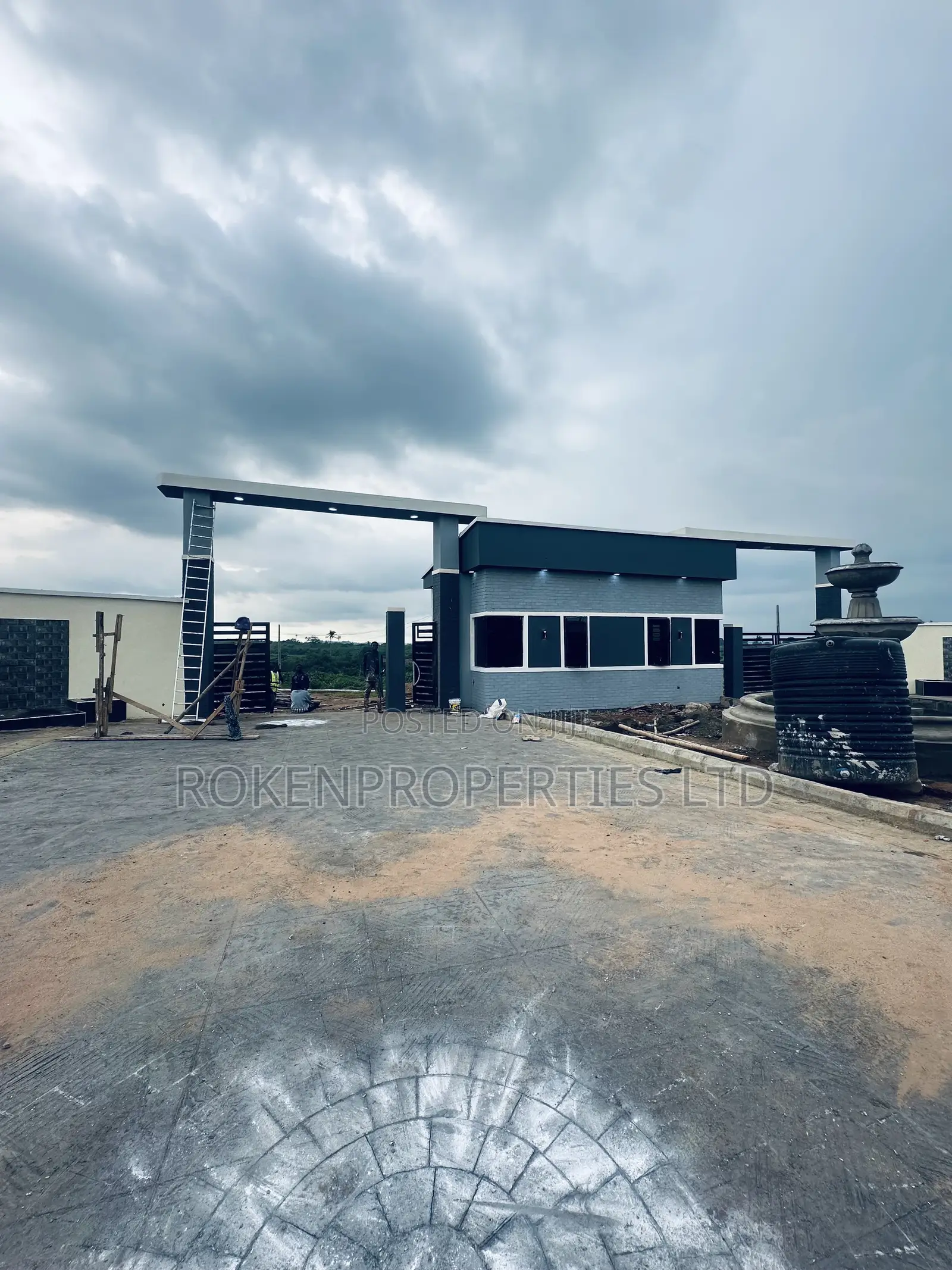 A Well Secured Military Estate in Akobo for Sale in Akobo