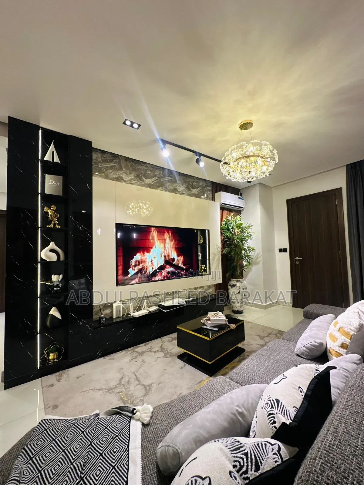 Luxury Two Bedroom Apartment With Ps5, Snooker and Swimming Pool in Lekki Phase 1
