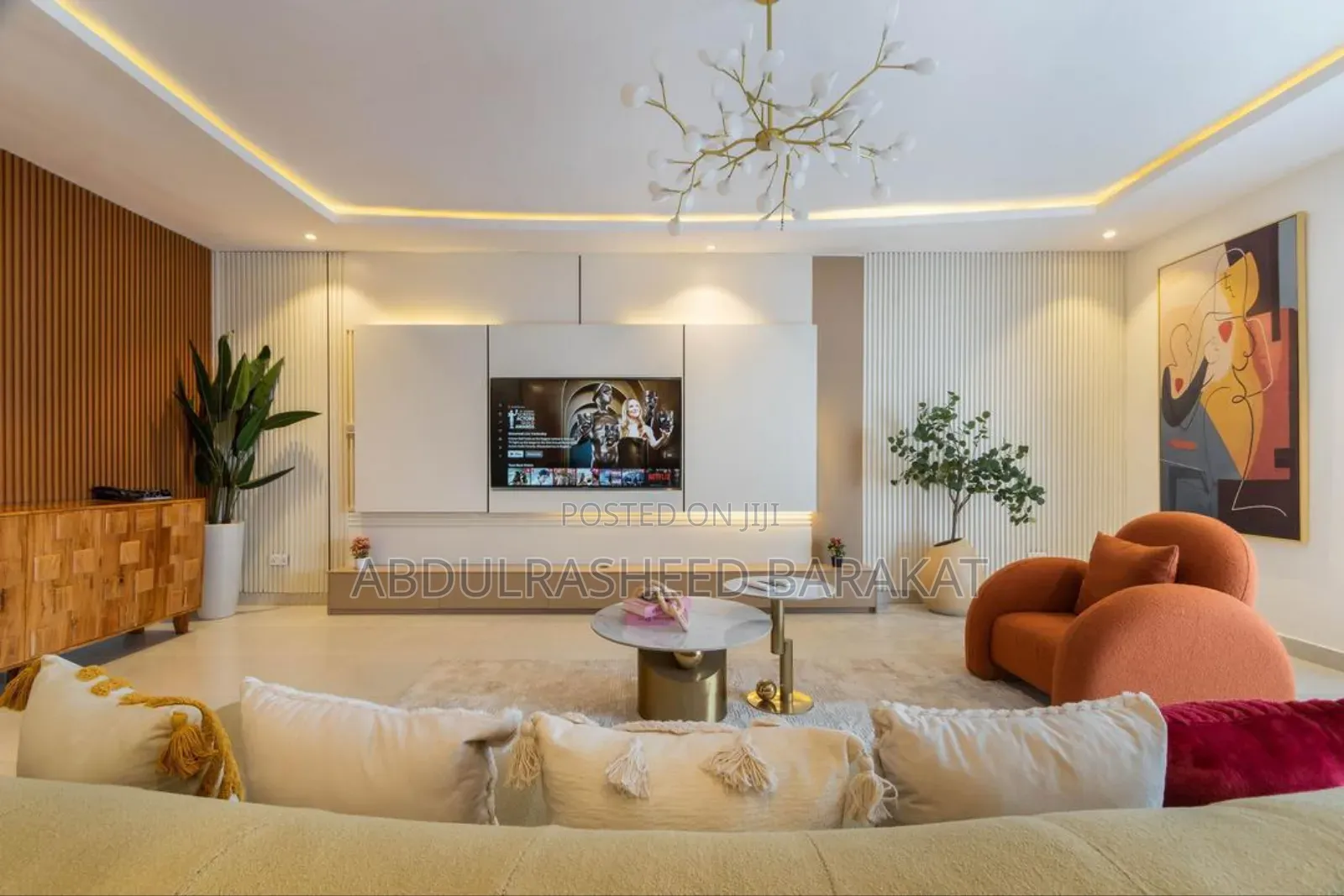 Luxurious 3bedroom Apartment With Rooftop Pool/Gym Snooker Board in Lekki Phase 1