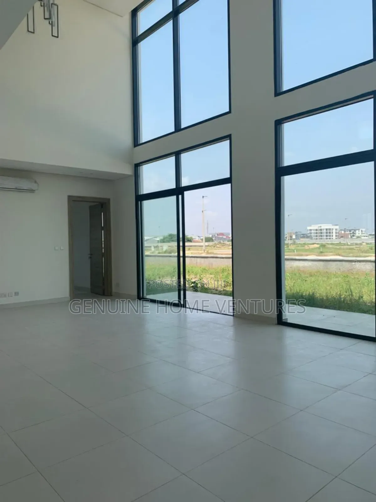 6bdrm Duplex in Mayeigun Beach for rent in Ikate