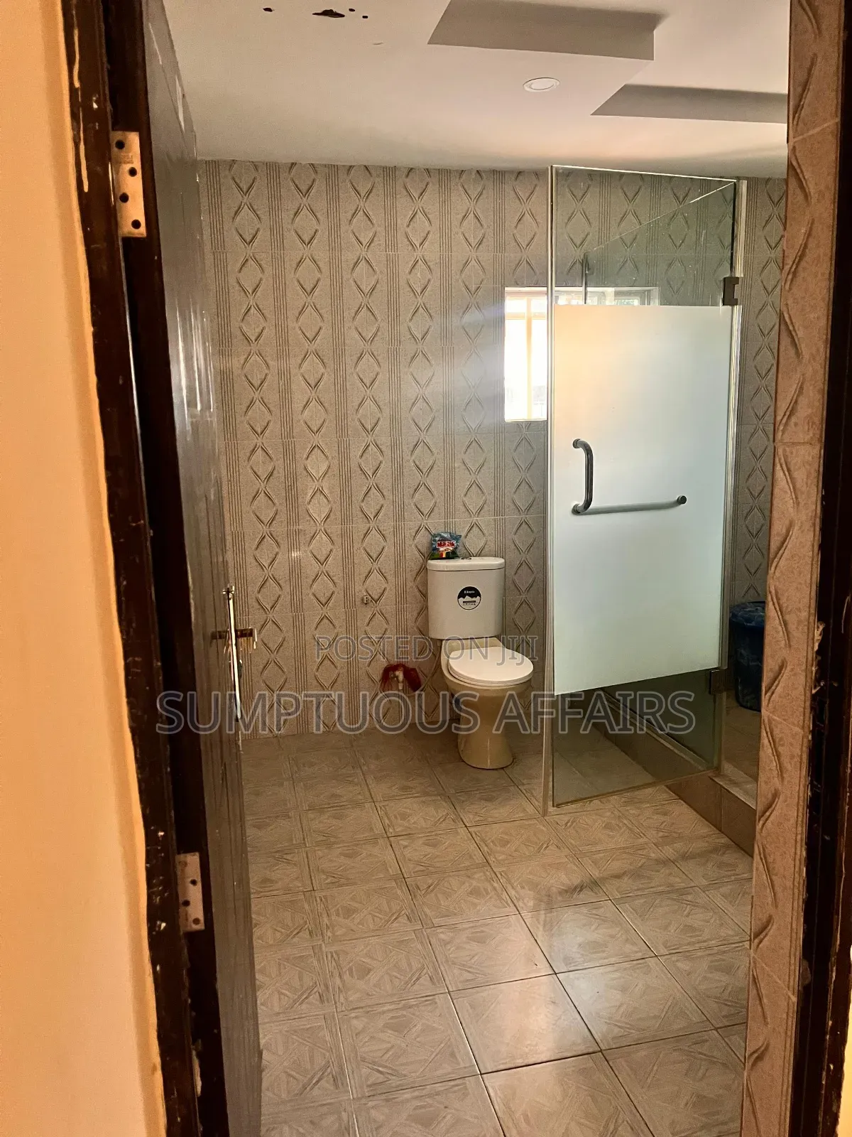 1bdrm Shared Apartment in Remlek, Ado / Ajah for rent in Ado / Ajah