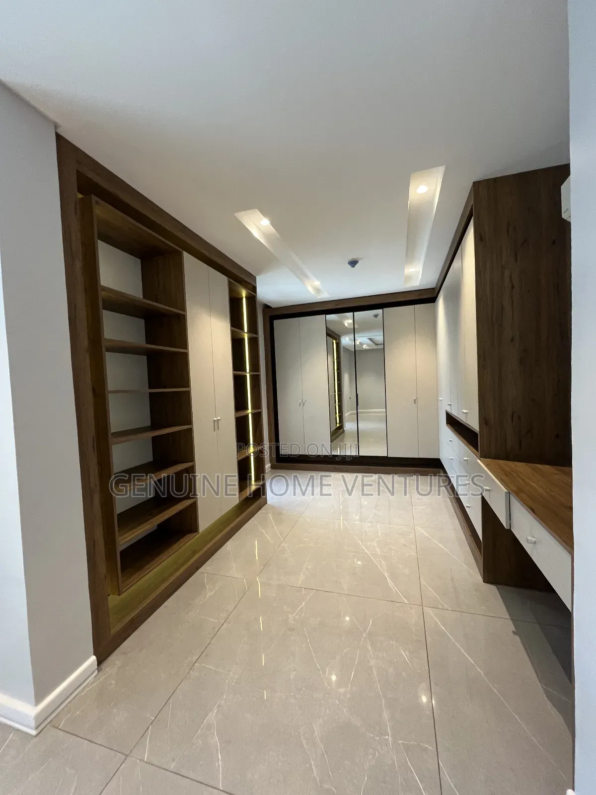 4bdrm Duplex in Ikoyi, Awolowo Road for sale in Awolowo Road