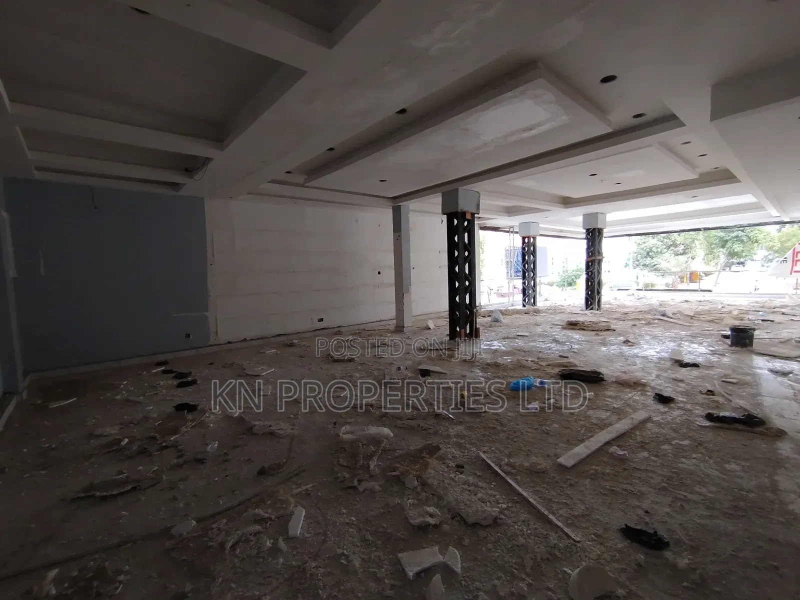 For Rent 180 SQM Meters for Commercial Purposes in Wuse 2