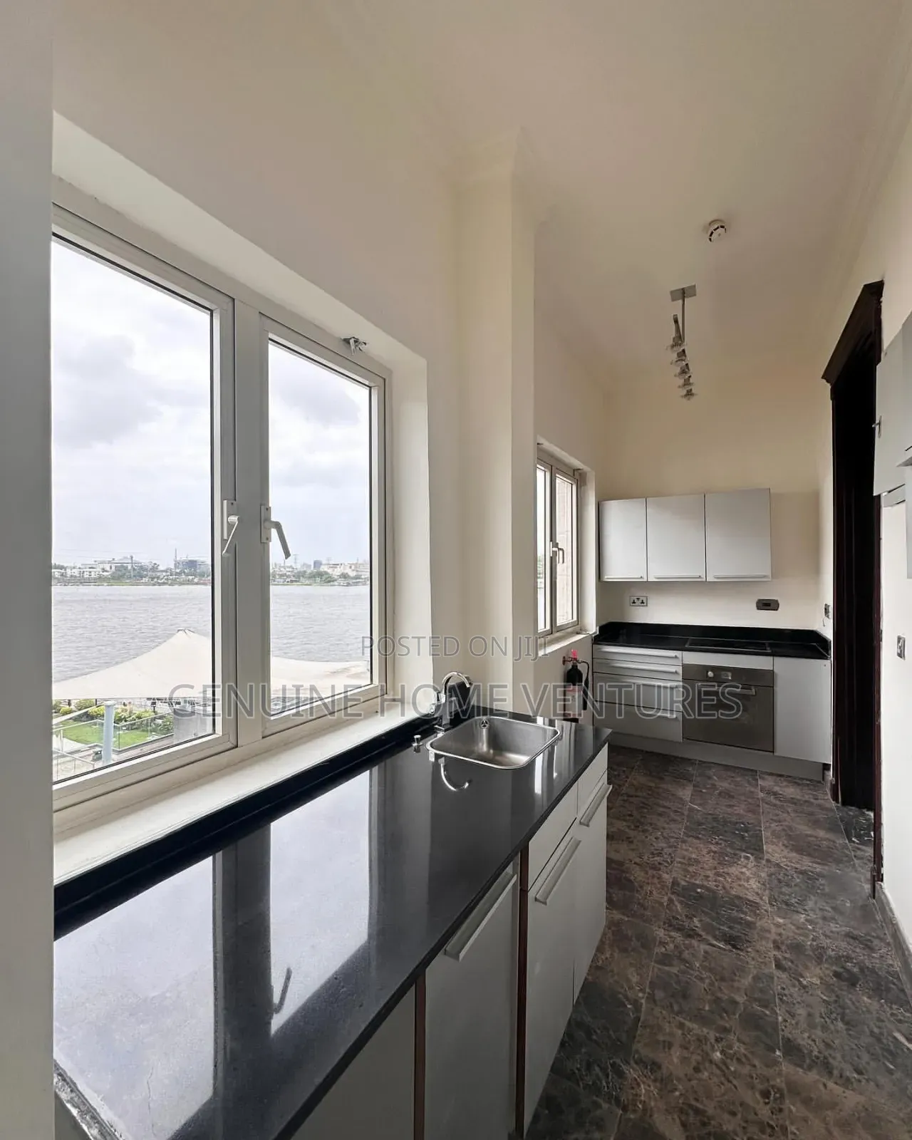 1bdrm Apartment in Bourdilion Ikoyi, Bourdillon for rent in Bourdillon