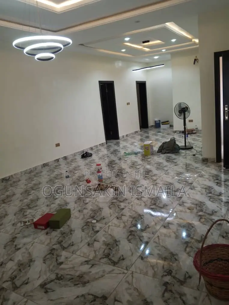 3bdrm Block of Flats in Greenville Estate, Isheri North for sale in Isheri North
