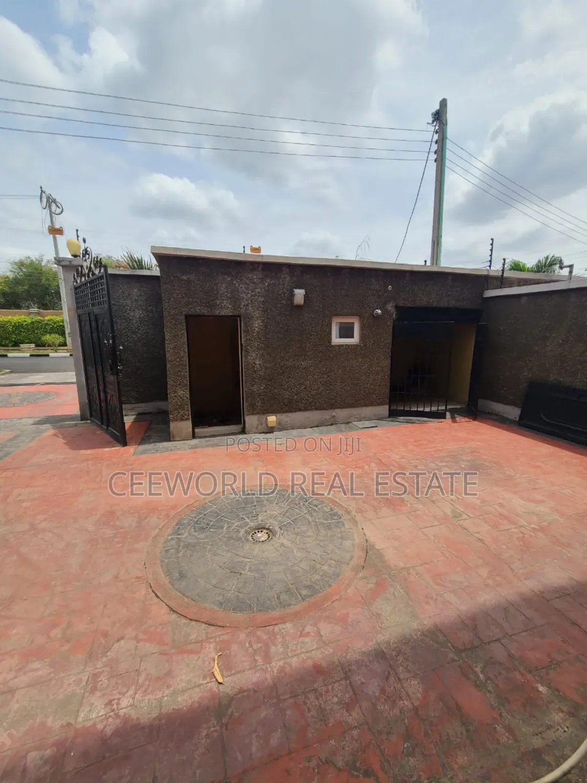 4bdrm Duplex in Main Jericho Gra for rent in Jericho
