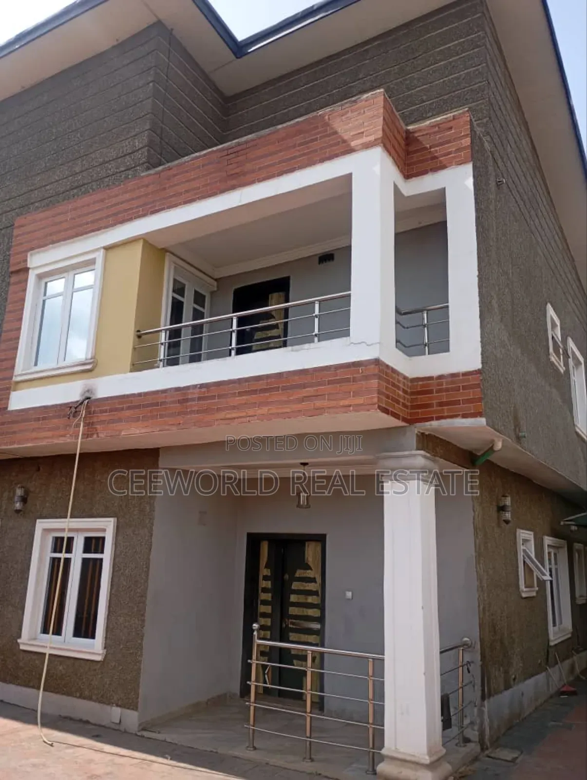4bdrm Duplex in Main Jericho Gra for rent in Jericho