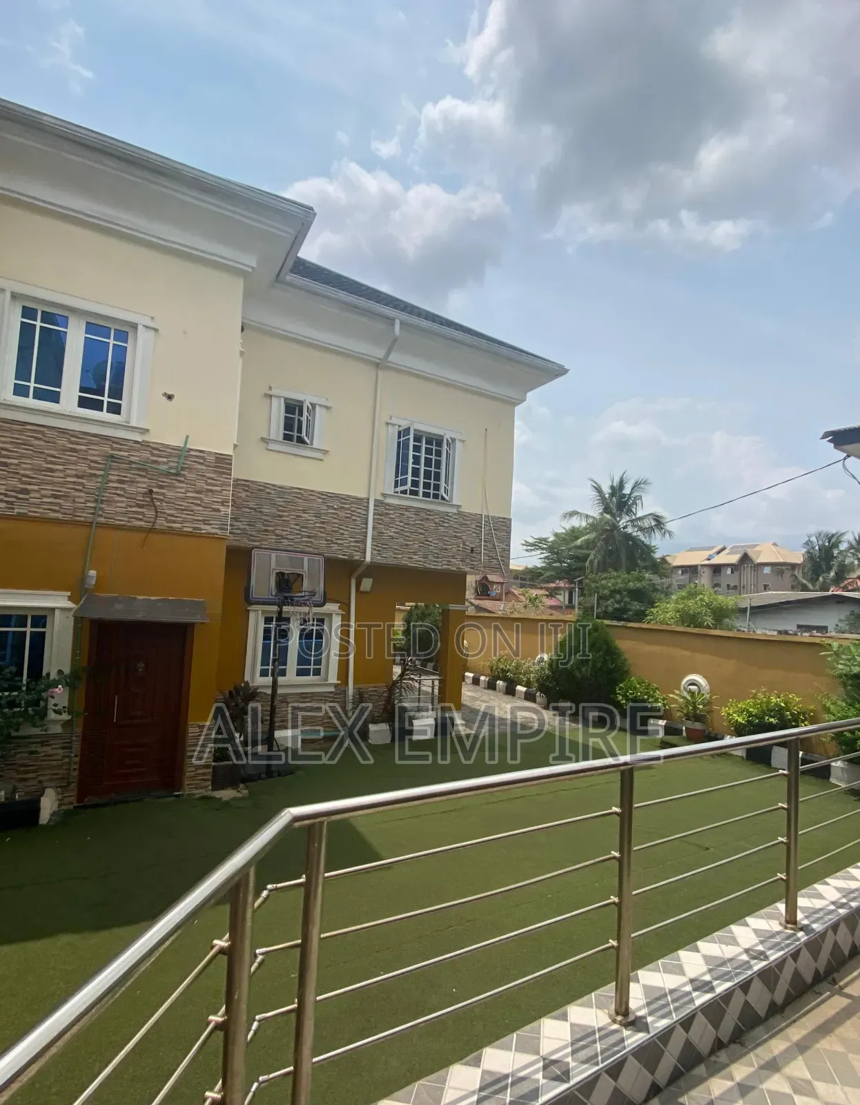 6bdrm Duplex in Ago Palace for sale in Ago Palace
