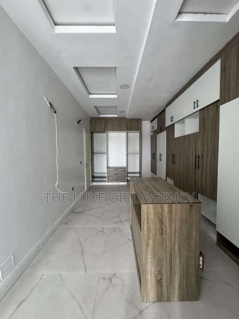 5bdrm Duplex in Cowrie Creek Estate, Lekki for rent in Lekki