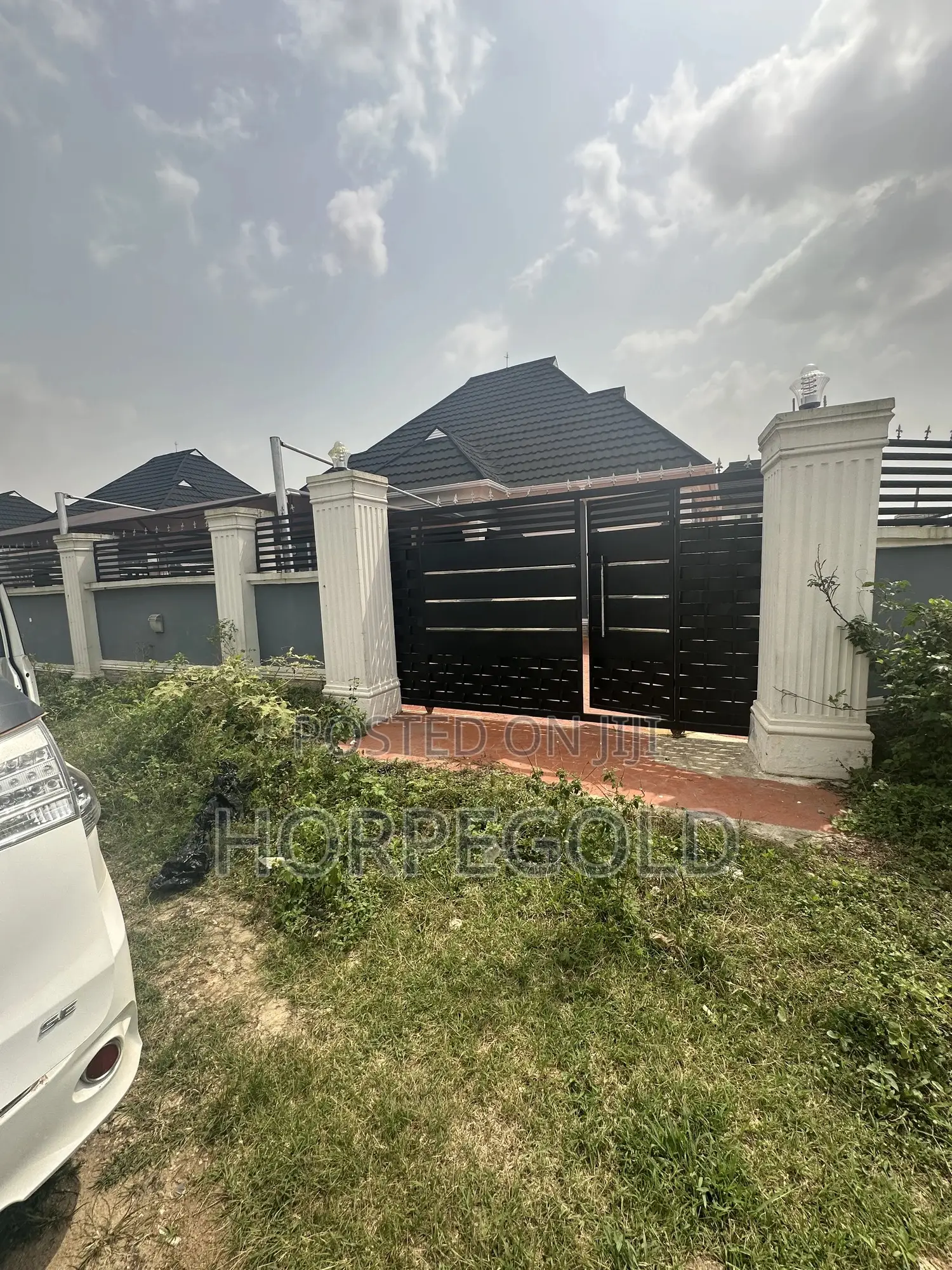 3bdrm Bungalow in Arcview, Alagbado for sale in Alagbado