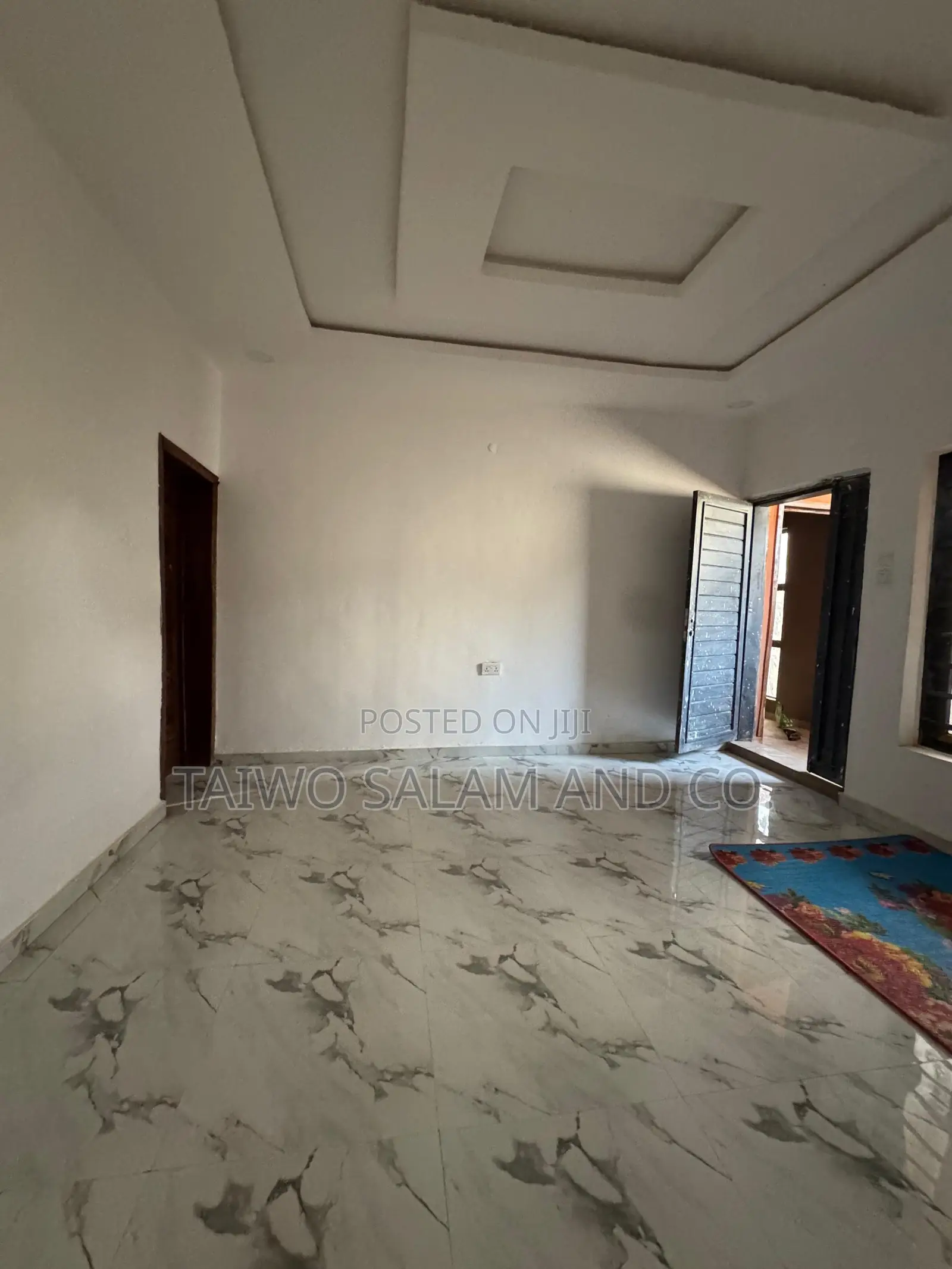 2bdrm Block of Flats in Akobo for sale in Akobo