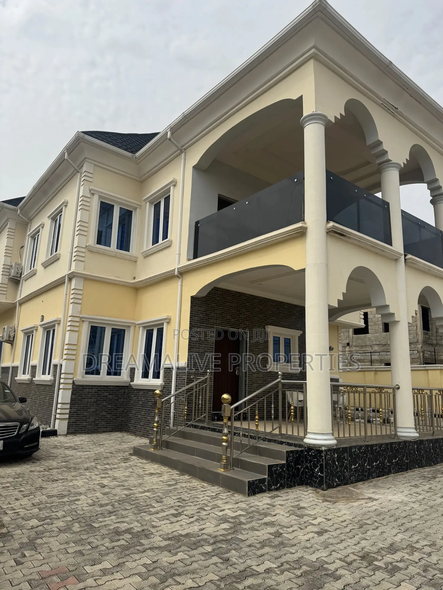 4bdrm Duplex in Kafe District, Life Camp for sale in Life Camp