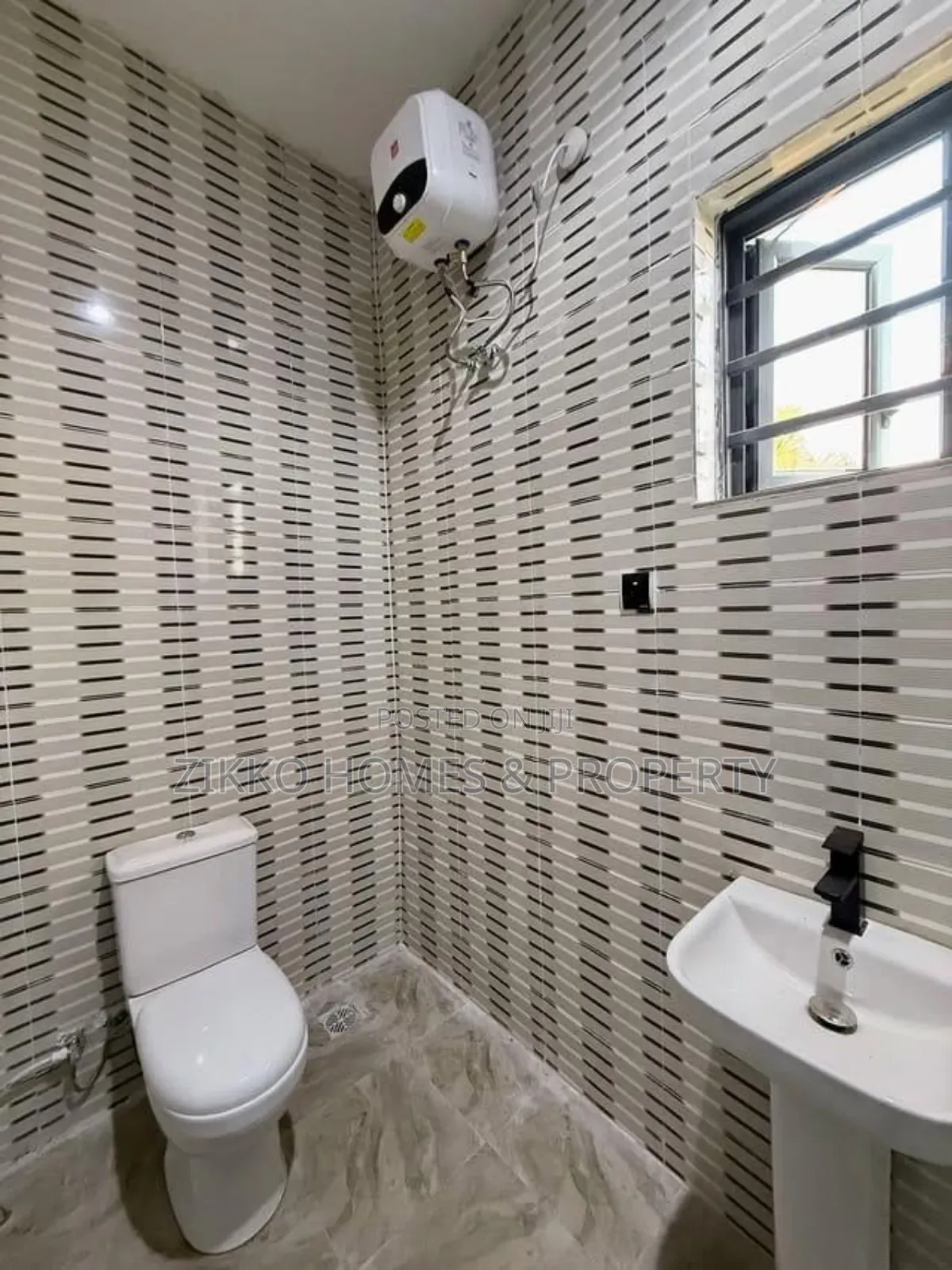 5bdrm Duplex in Ajah, Lekki for sale in Lekki