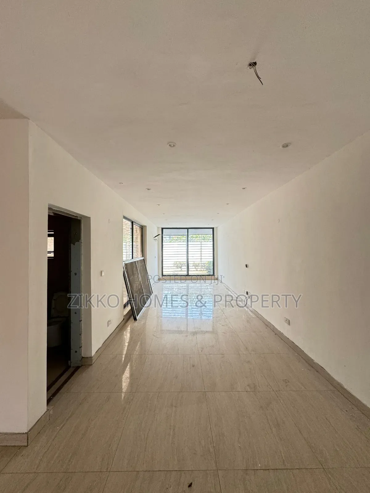 5bdrm Duplex in Chevron Conservative, Lekki for sale in Lekki