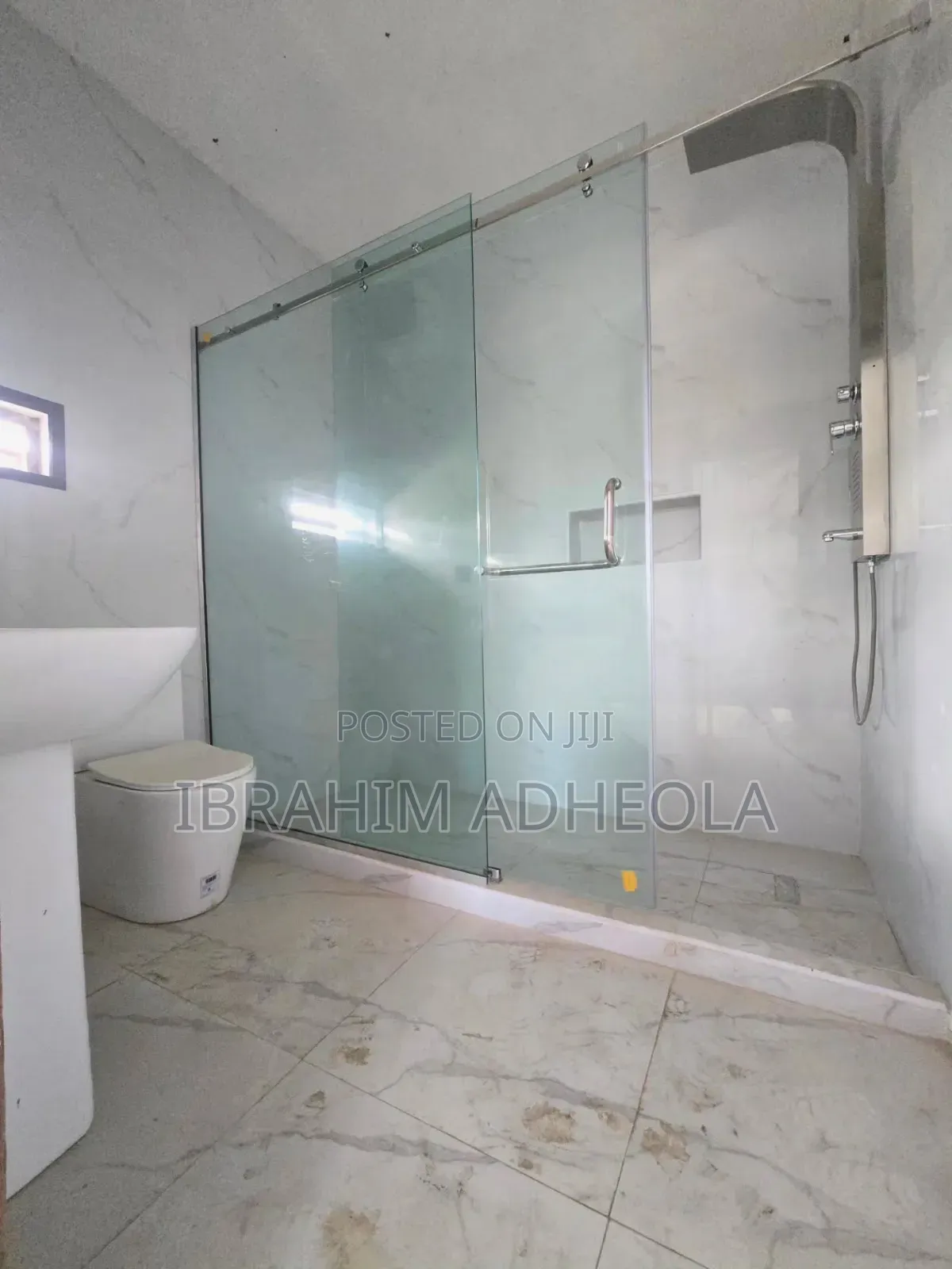 3bdrm Duplex in Adeniyi Jones for sale in Adeniyi Jones