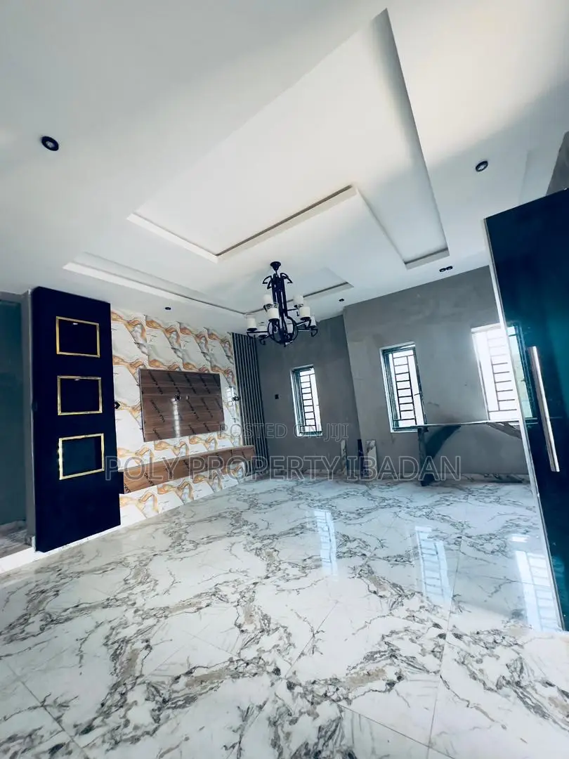 3bdrm Apartment in Olapade Estate, Ibadan for rent in Ibadan