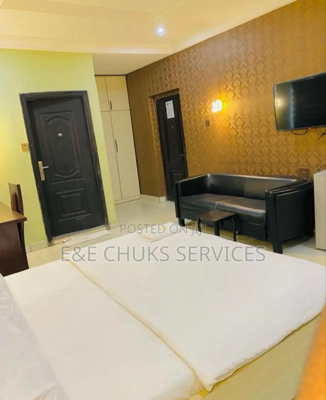 Standard 18 Rooms Hotel for Sale at Obigbo in Oyigbo