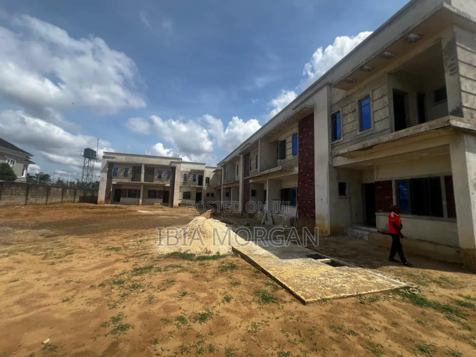 3bdrm Townhouse/Terrace in Shelter Afrique, Uyo for sale in Uyo