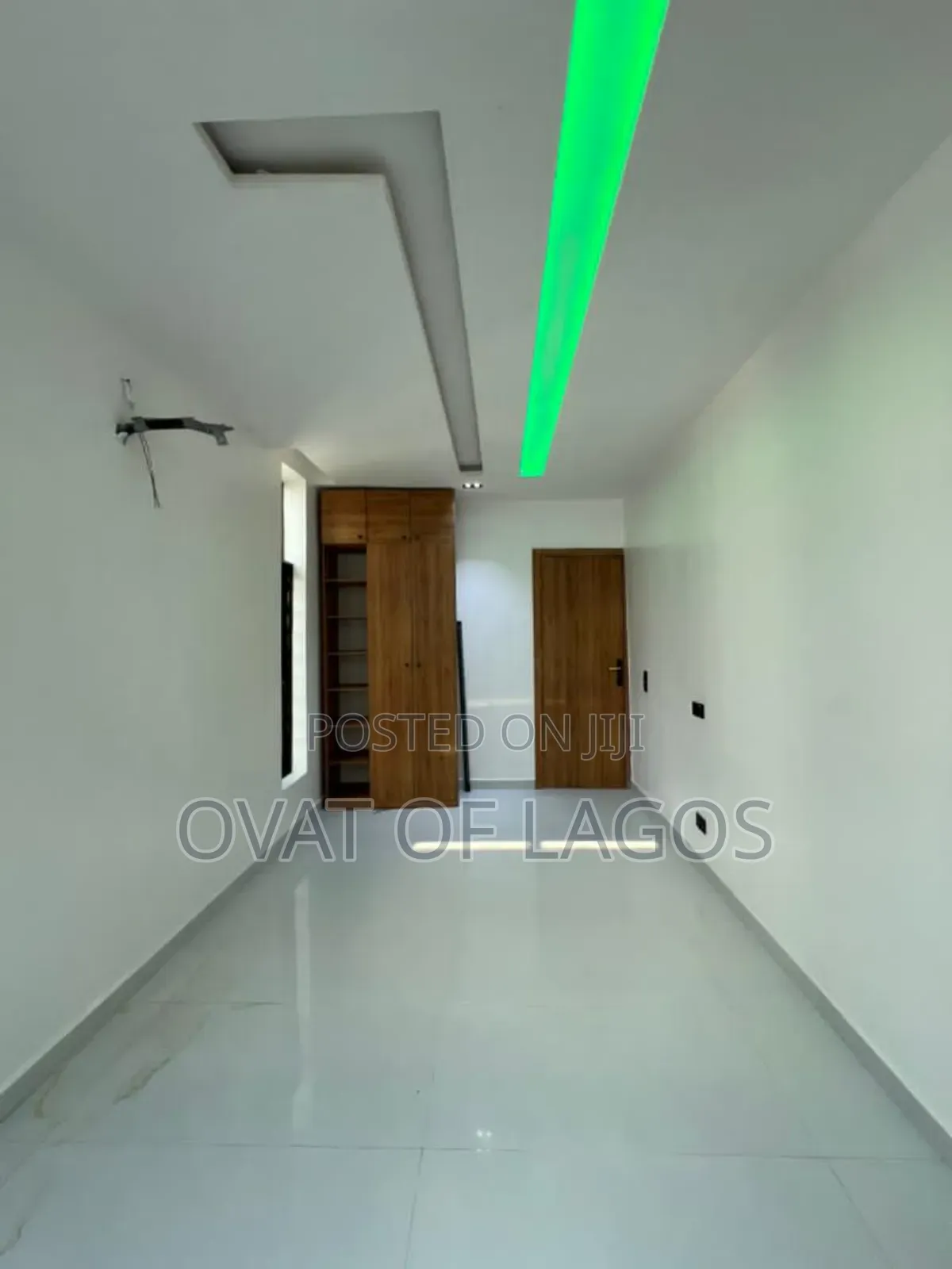 4bdrm Duplex in Ikota for sale in Ikota