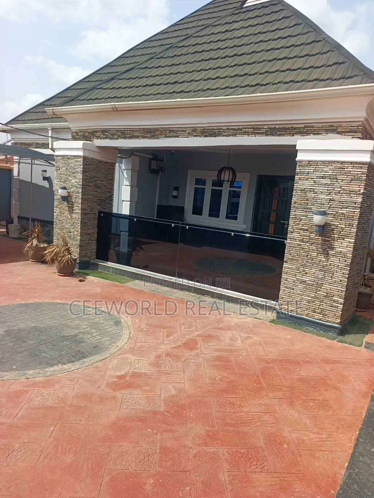 4bdrm Bungalow in Idi Ape Akobo for rent in Akobo