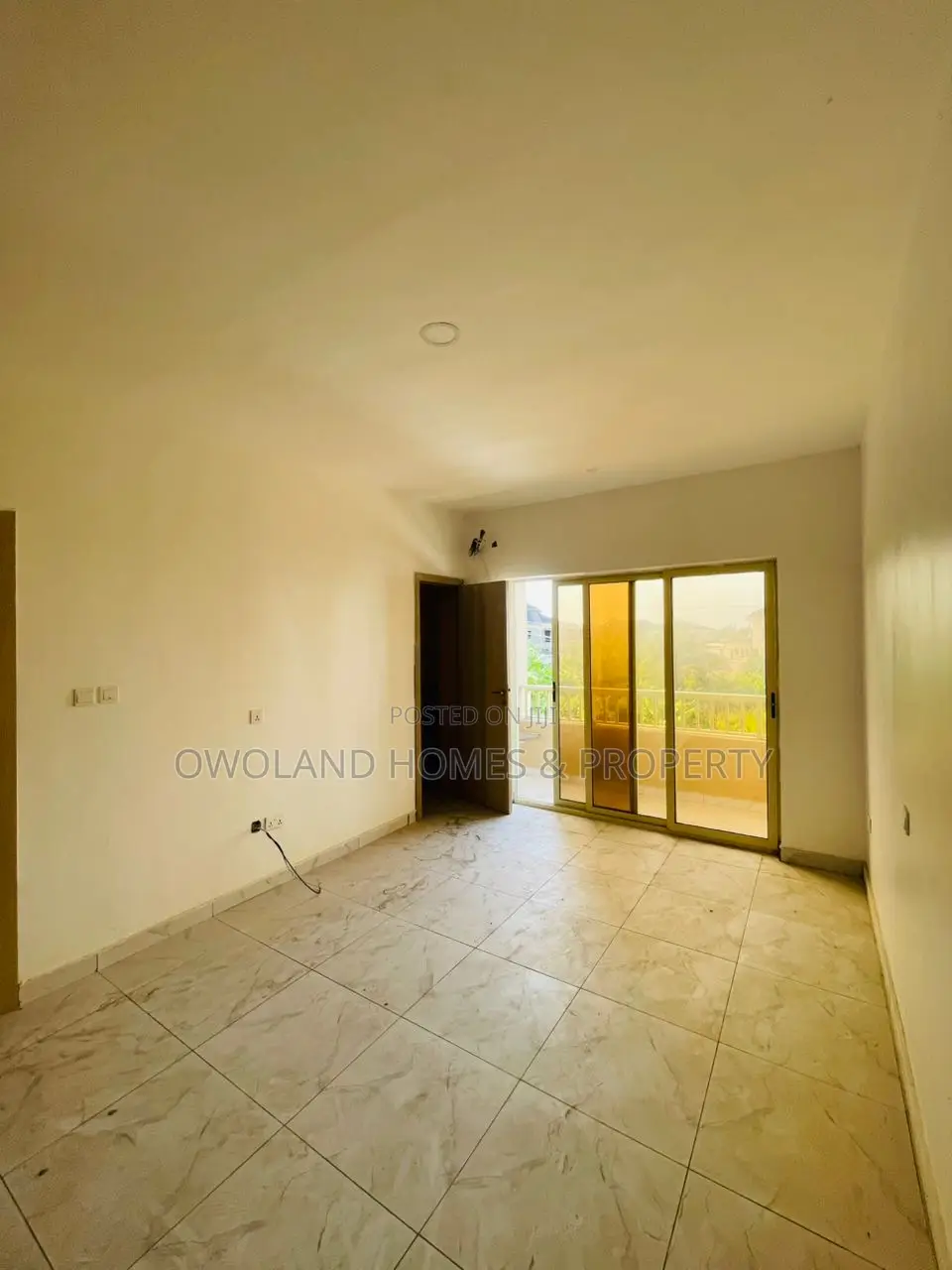 2bdrm Block of Flats in Abraham Adesanya for rent in Abraham Adesanya