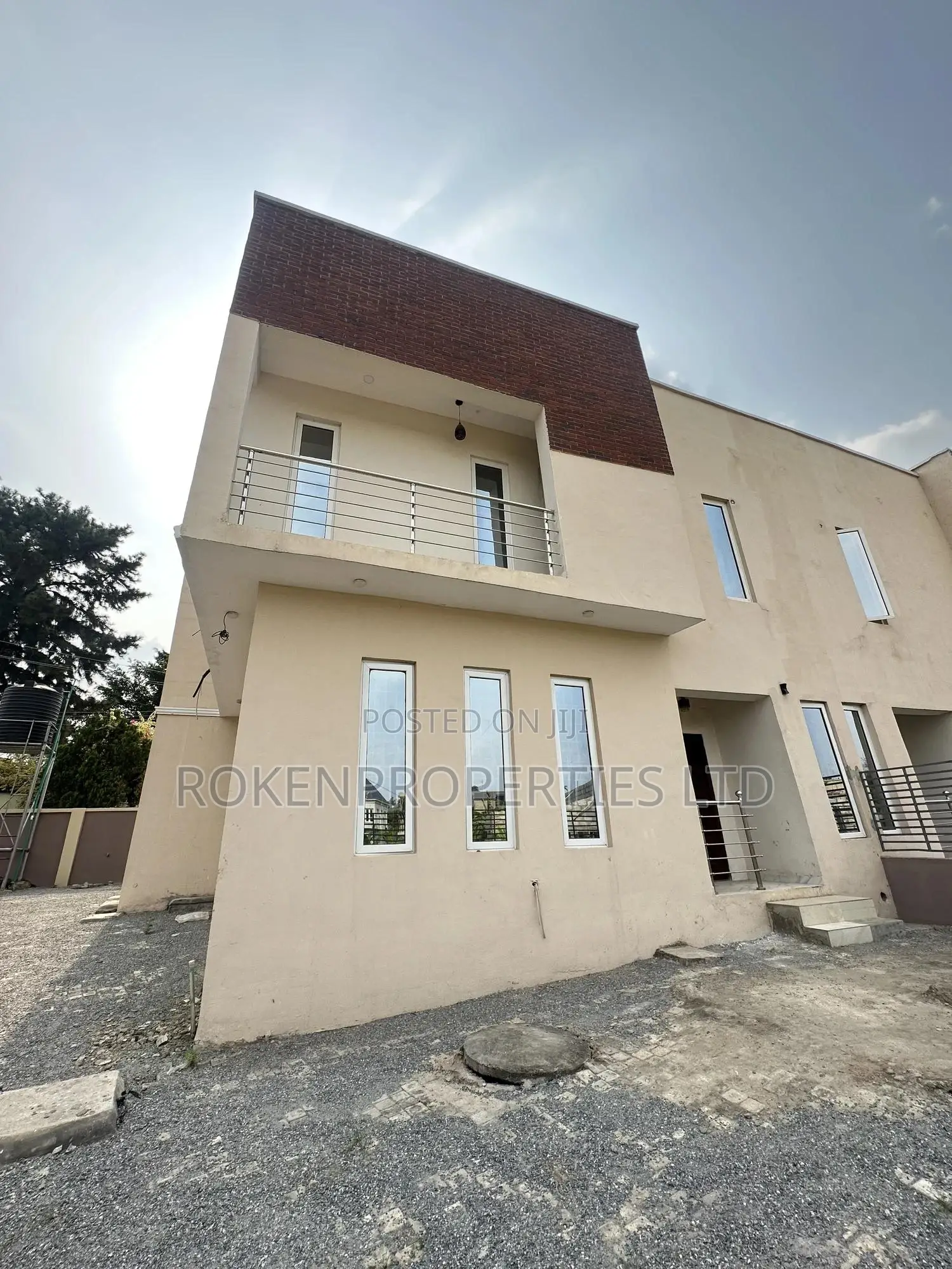 4bdrm Duplex in Jericho Estate for sale in Jericho