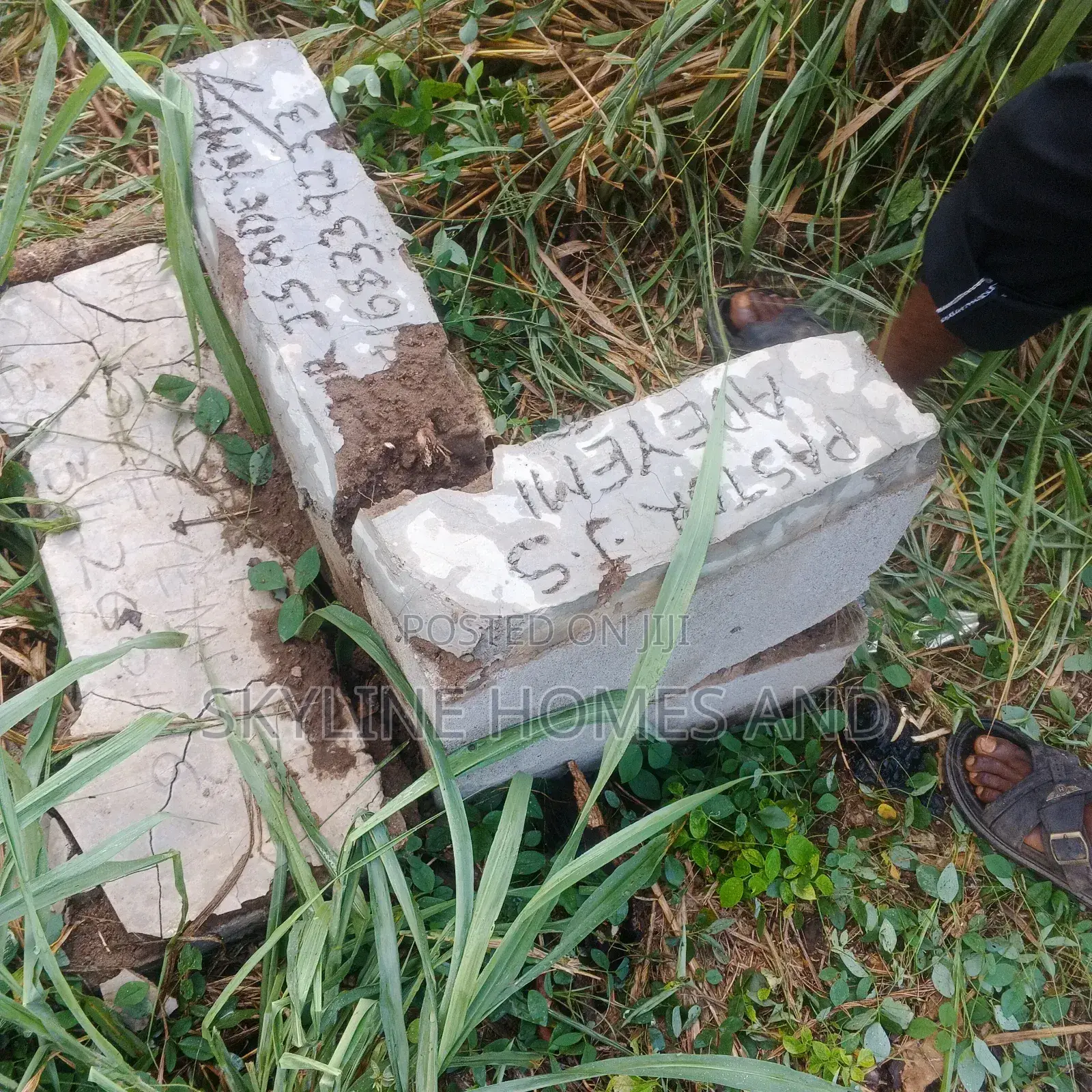 Two Plot of Land of 100by 100ft Is for Sale at Laderin Extension Abk in Obafemi-Owode