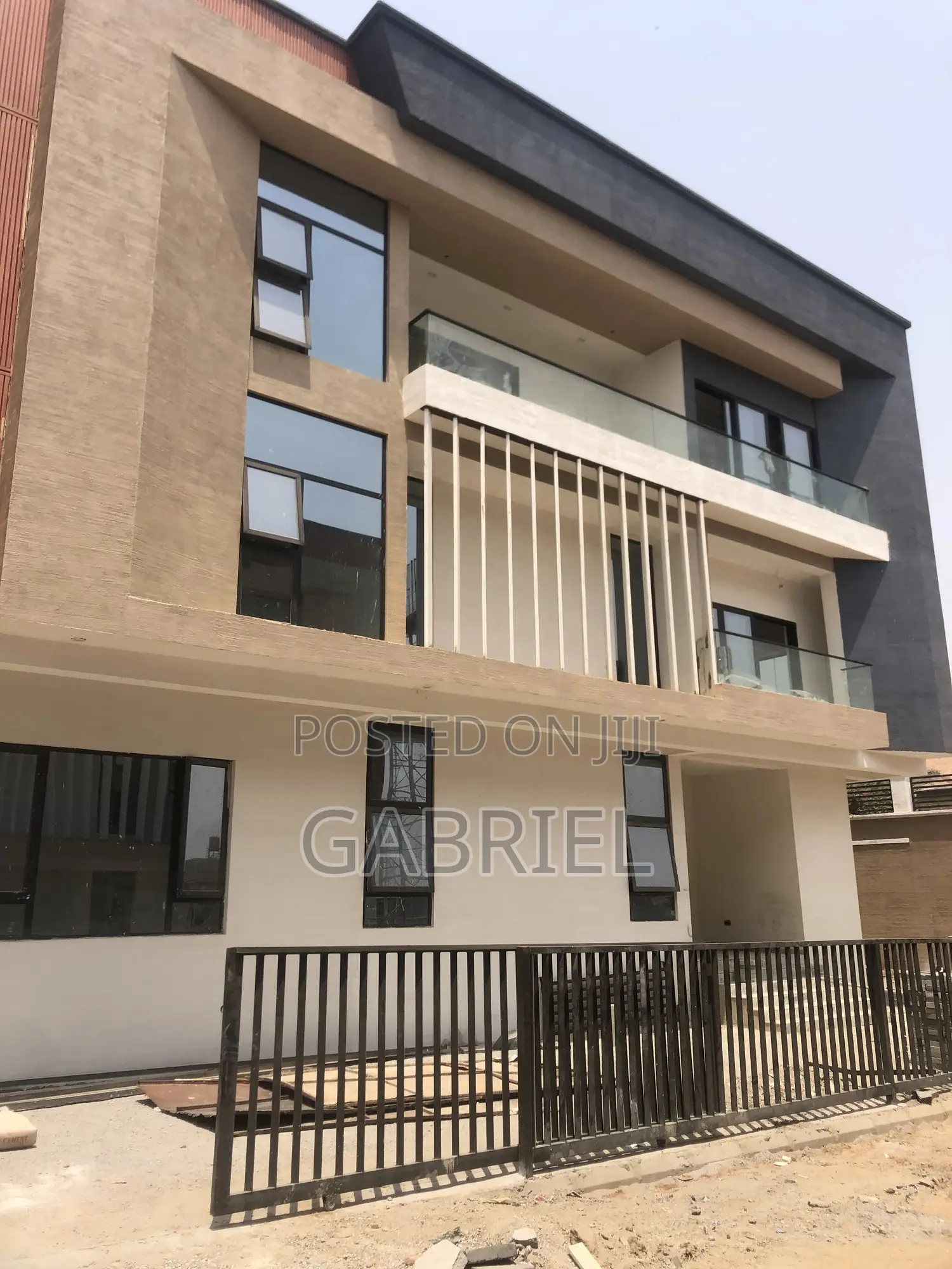 6bdrm Duplex in Katampe Extension for sale in Katampe Extension