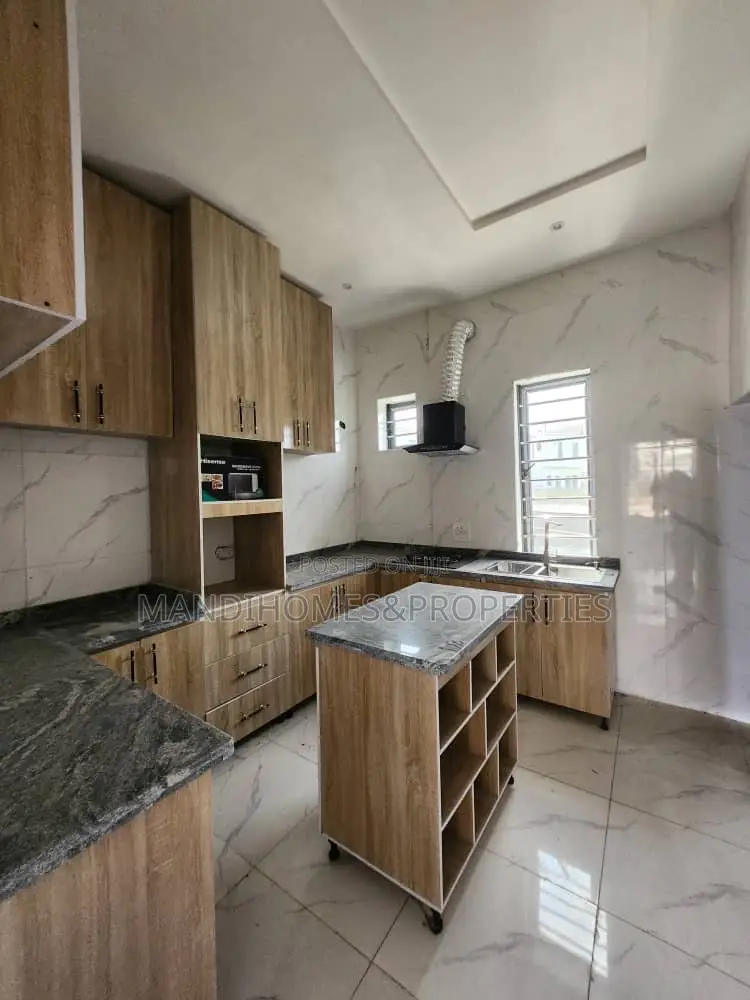 2bdrm Townhouse/Terrace in Ajah for sale in Ajah
