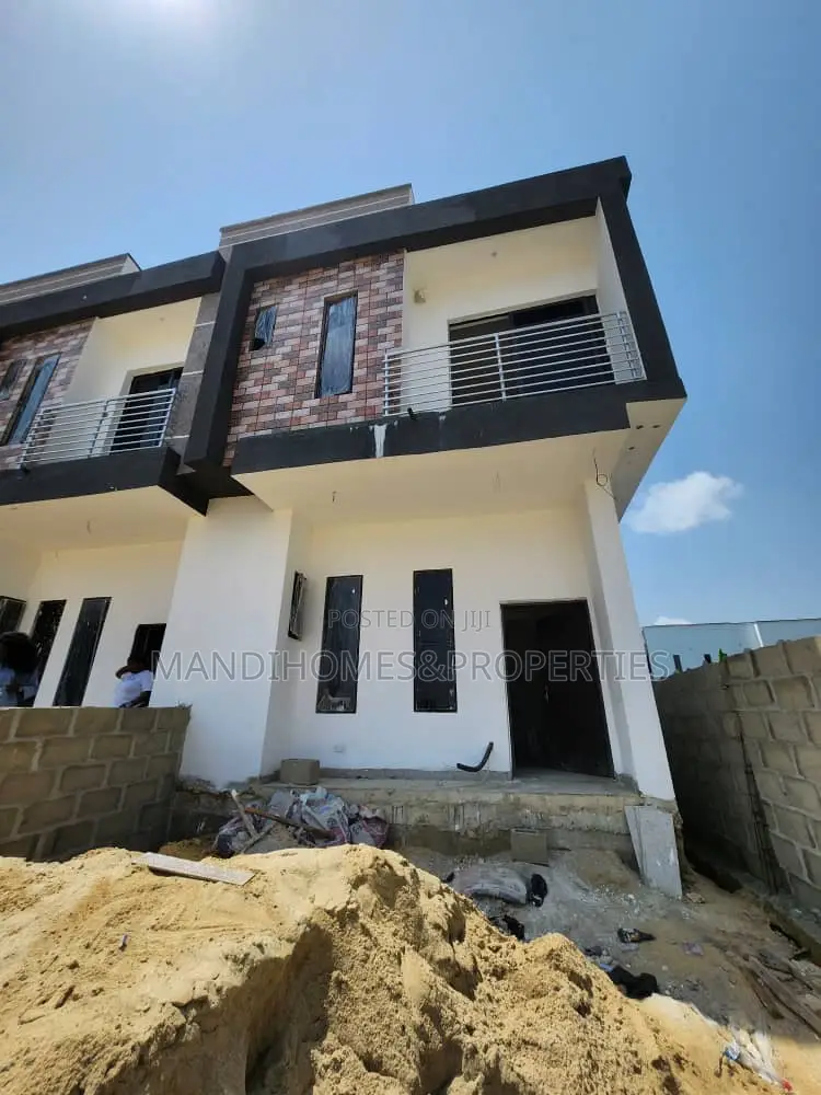 2bdrm Townhouse/Terrace in Ajah for sale in Ajah