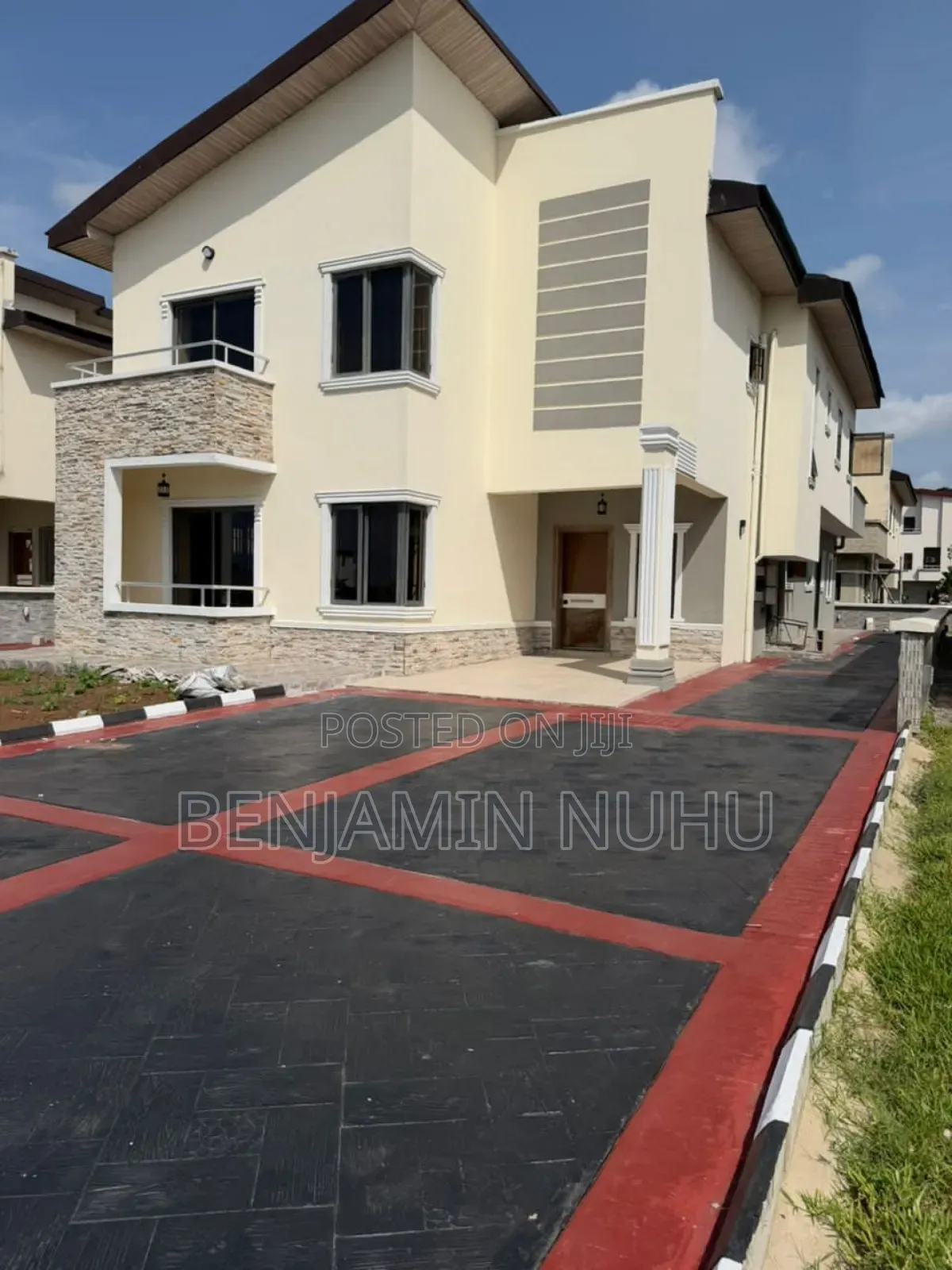 4bdrm Duplex in Creek Heaven Estate, Ikota for rent in Ikota