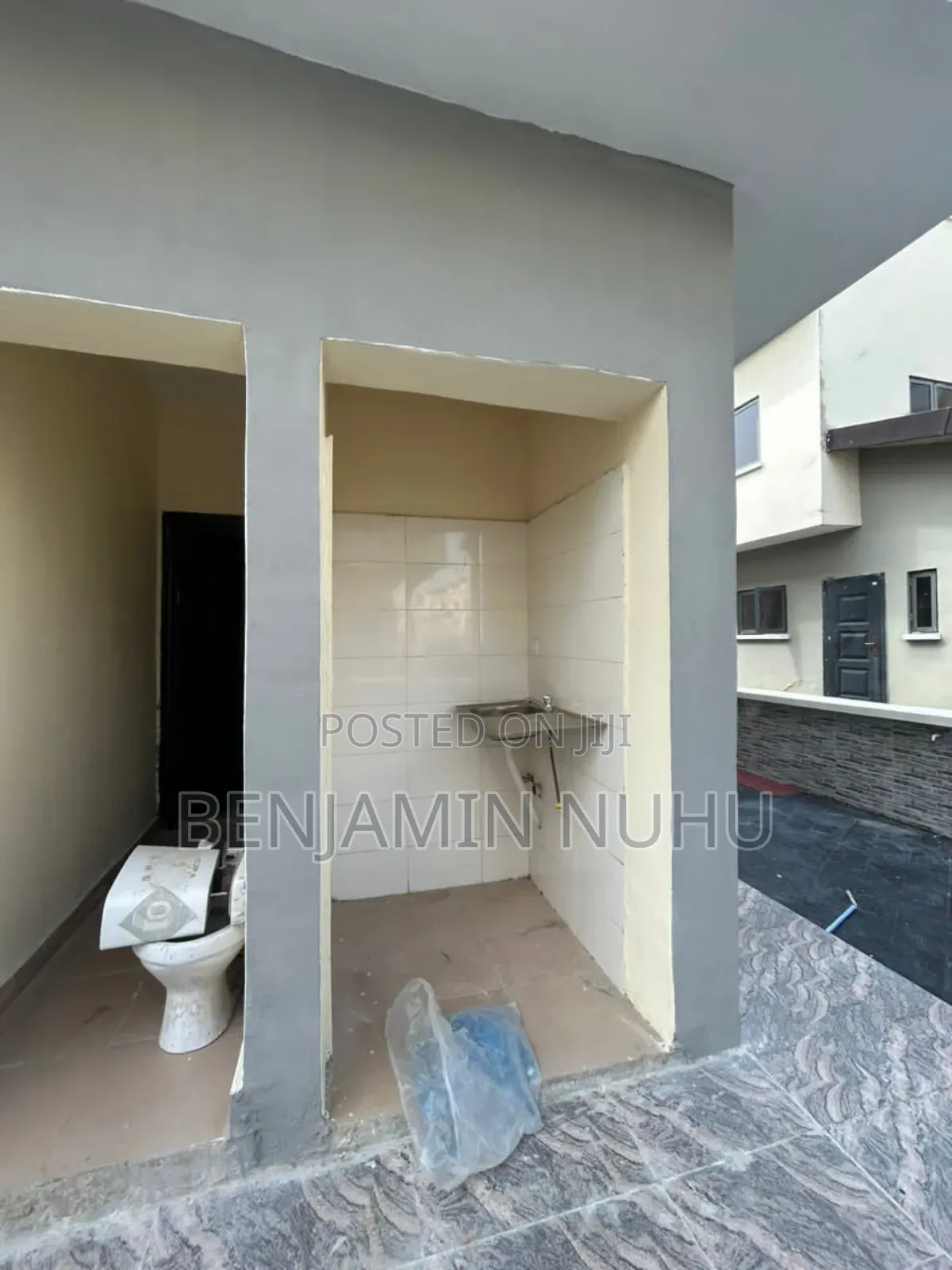 4bdrm Duplex in Creek Heaven Estate, Ikota for rent in Ikota