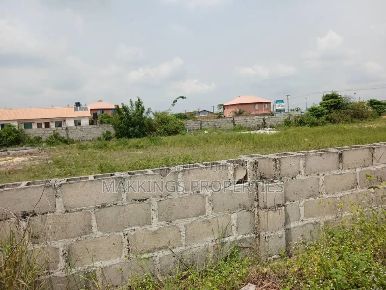 Just Out! Hotest Distress Land In Ibeju-lekki For Sale, 50% Discount! in Akodo