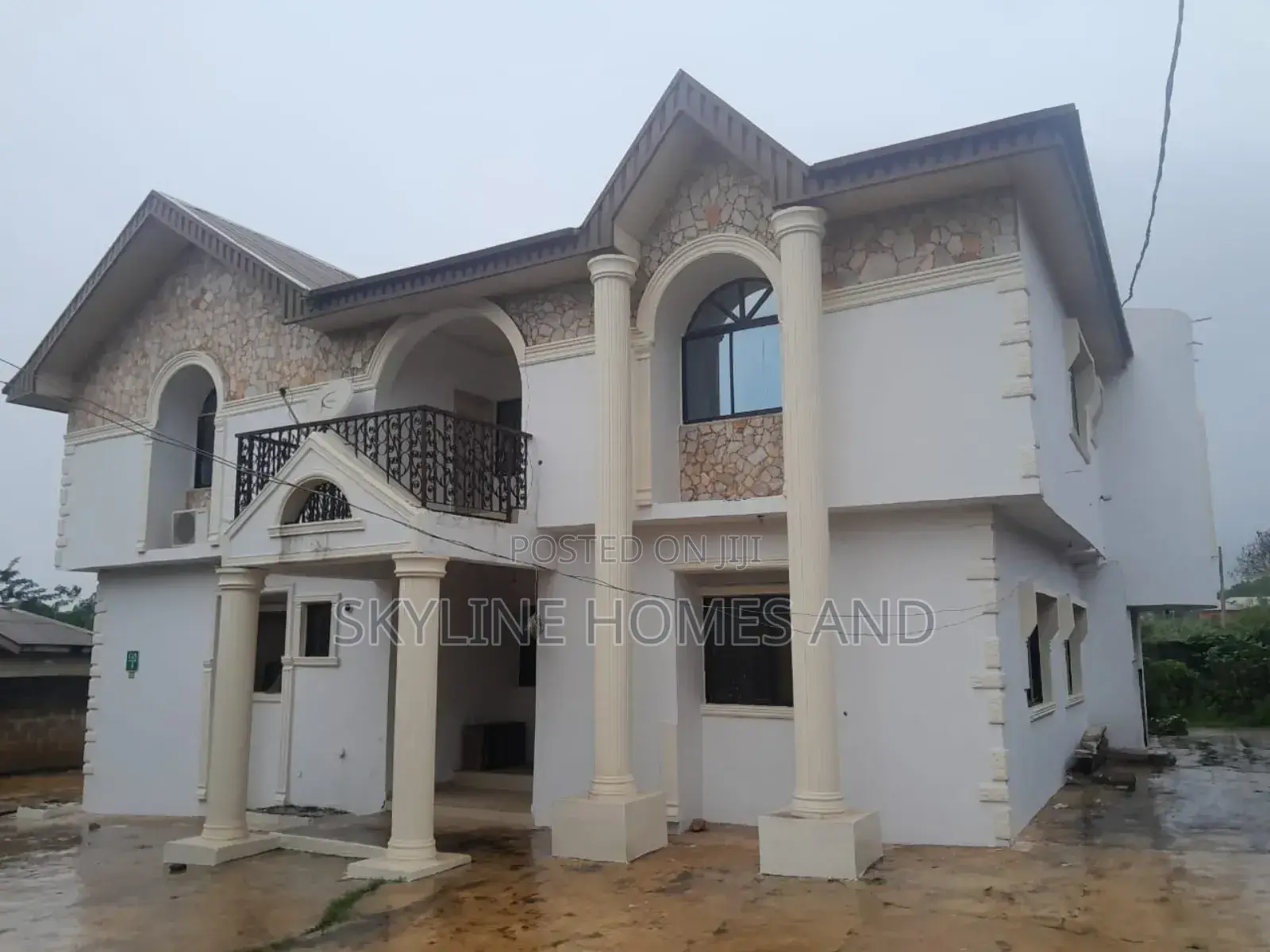 6bdrm Duplex in Olomore, Abeokuta North for sale in Abeokuta North