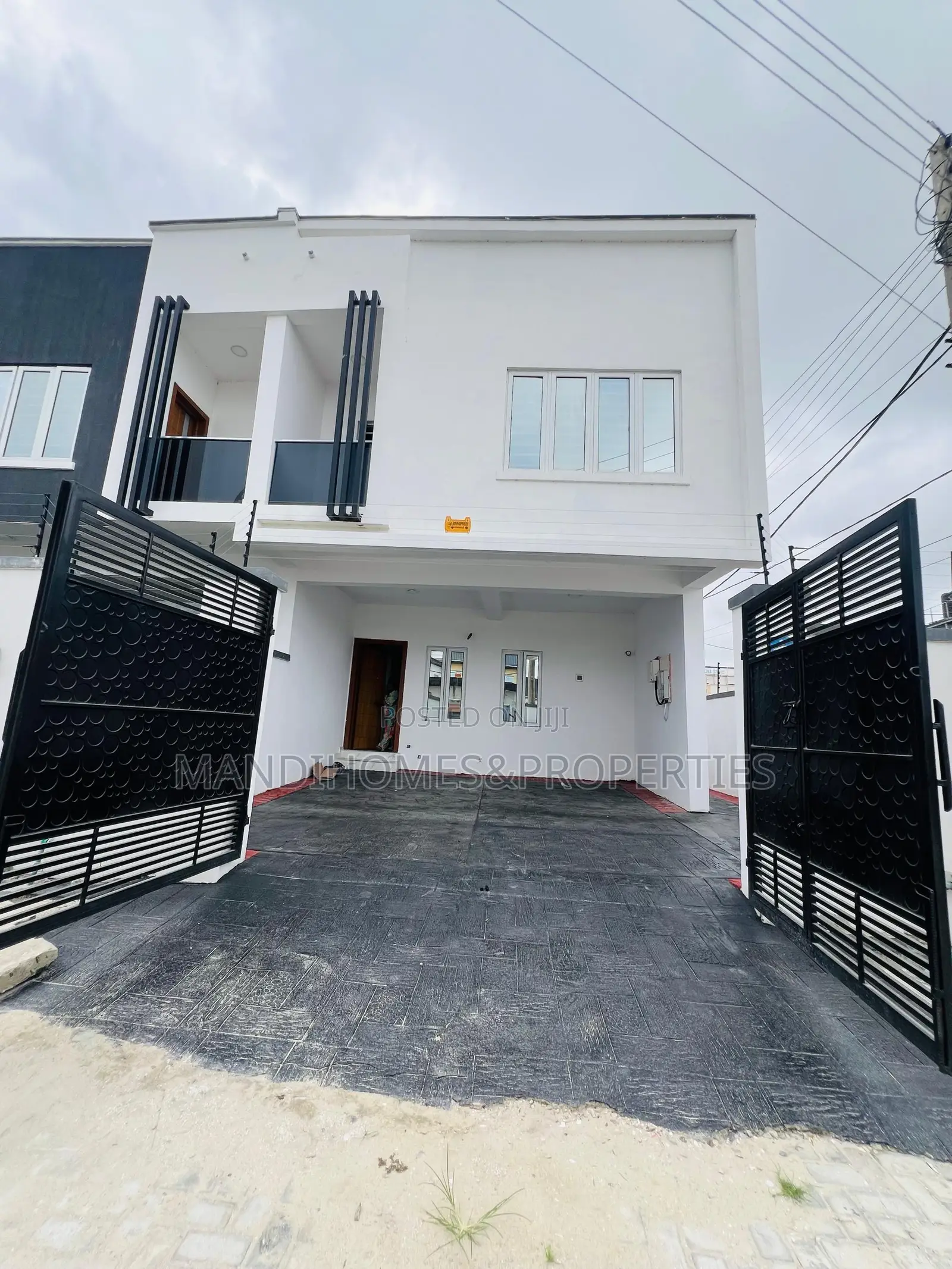 3bdrm Townhouse/Terrace in Ajah for sale in Ajah