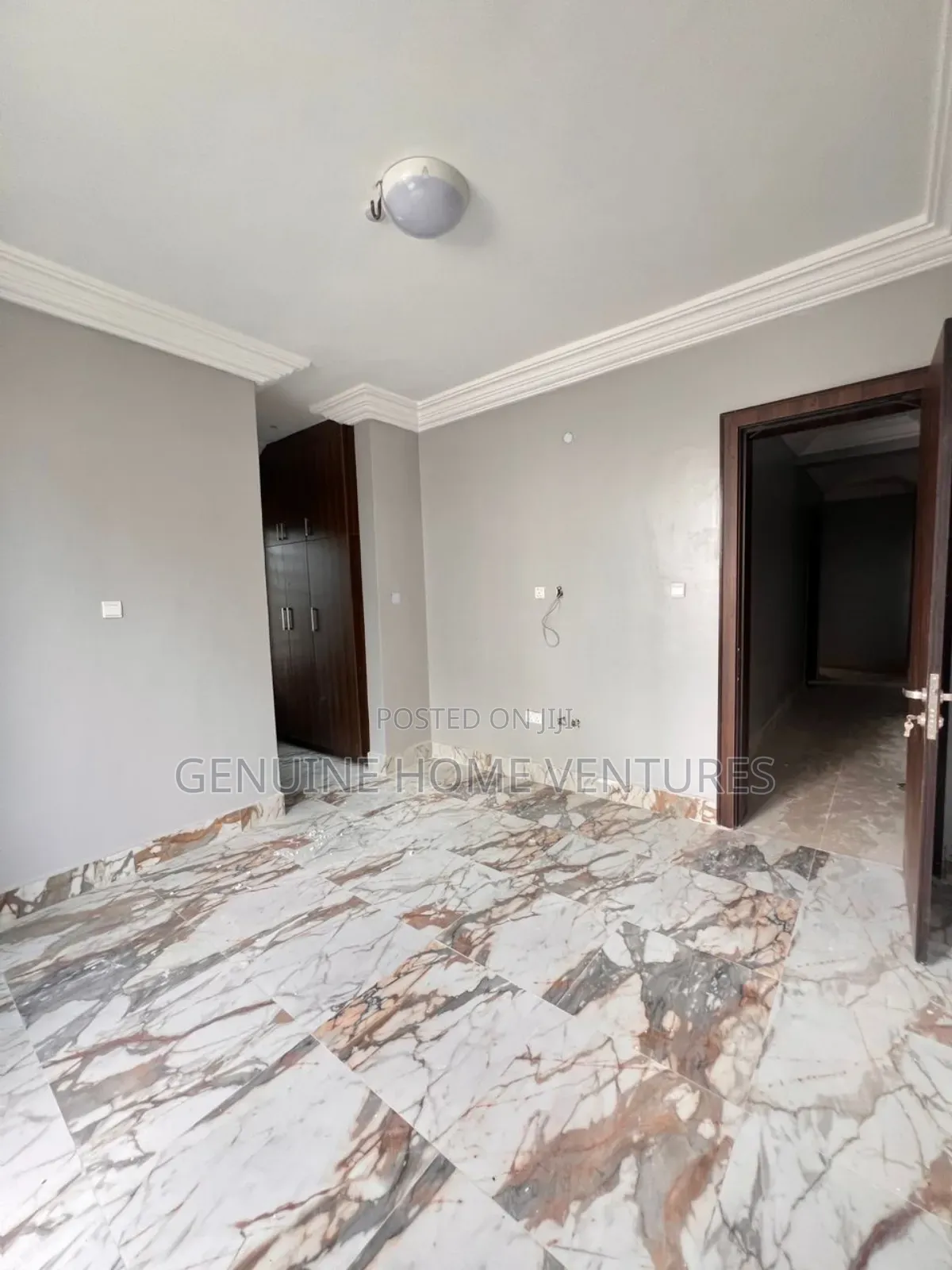 3bdrm Block of Flats in Ikoyi, Awolowo Road for rent in Awolowo Road