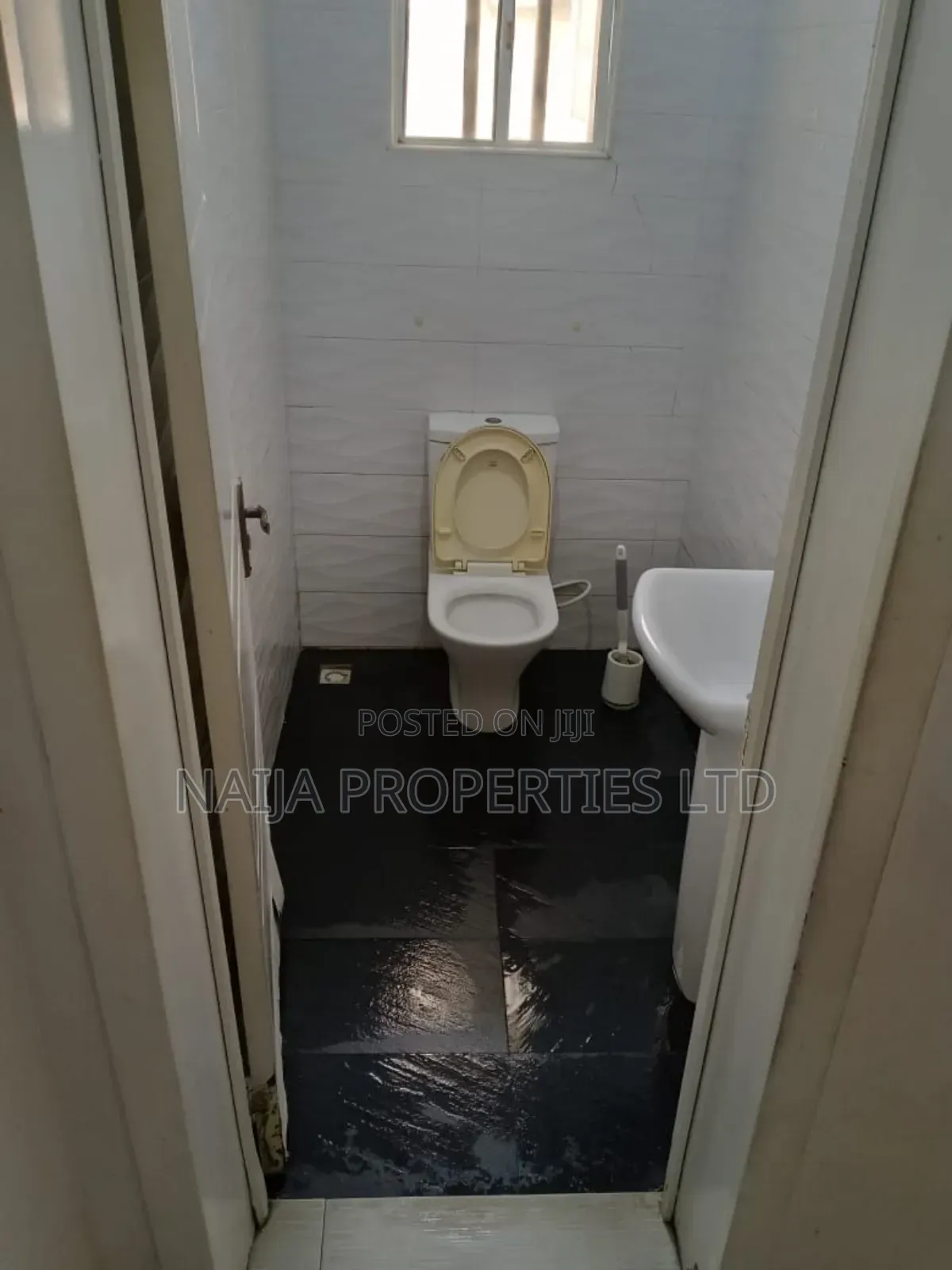 1bdrm Shared Apartment in Agungi for rent in Agungi