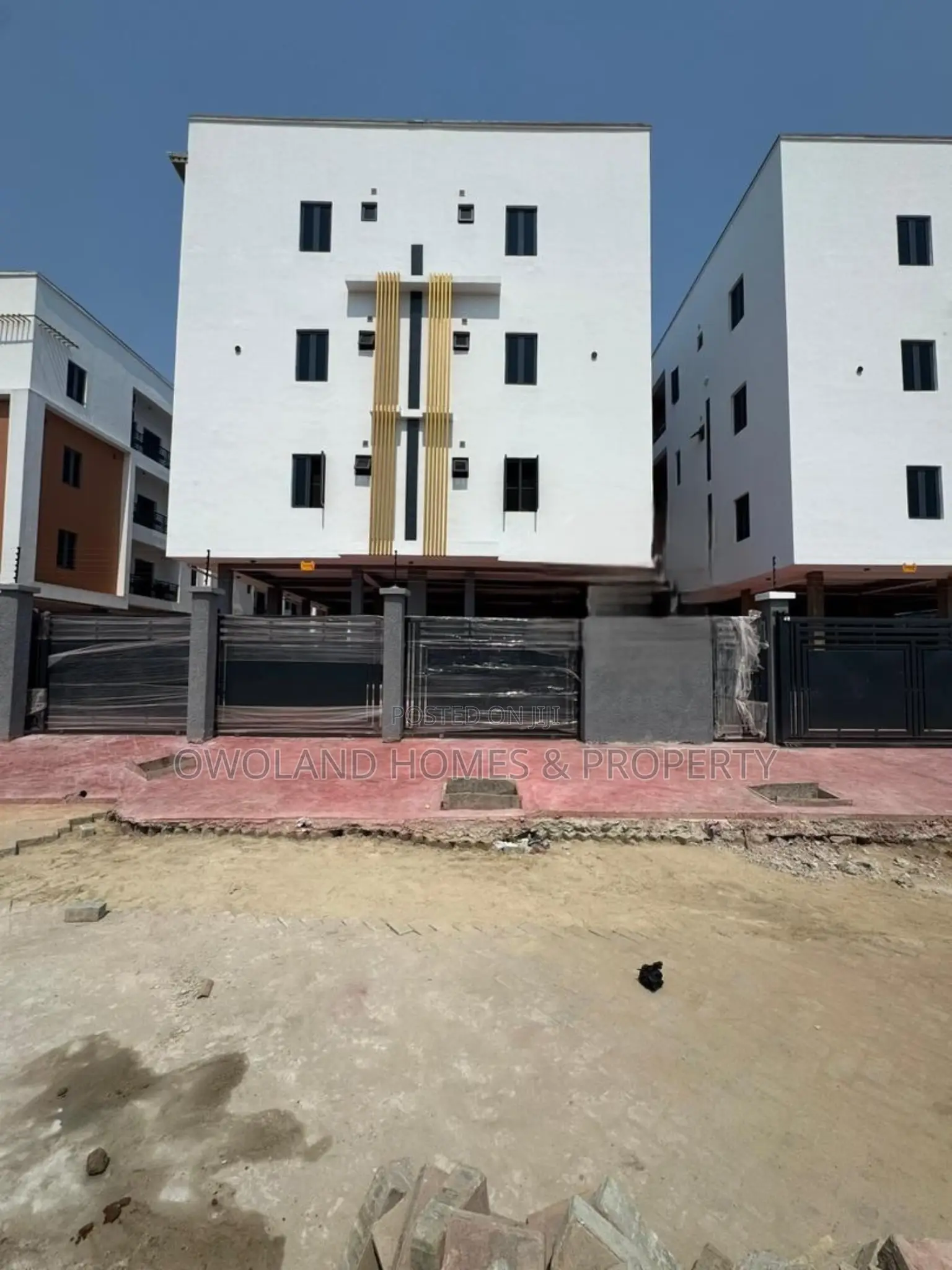3bdrm Duplex in Ikate Estate for sale in Ikate
