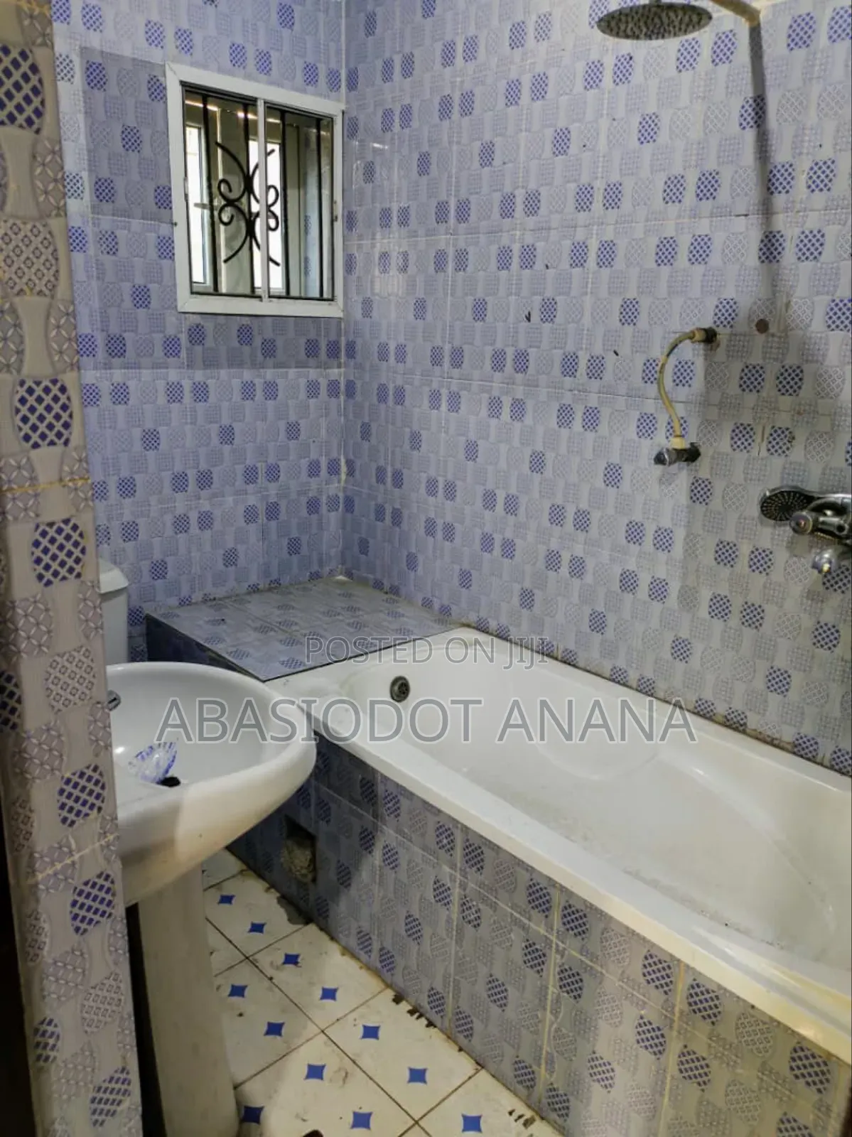 3bdrm Apartment in Akwa Ima Estate, Uyo for rent in Uyo