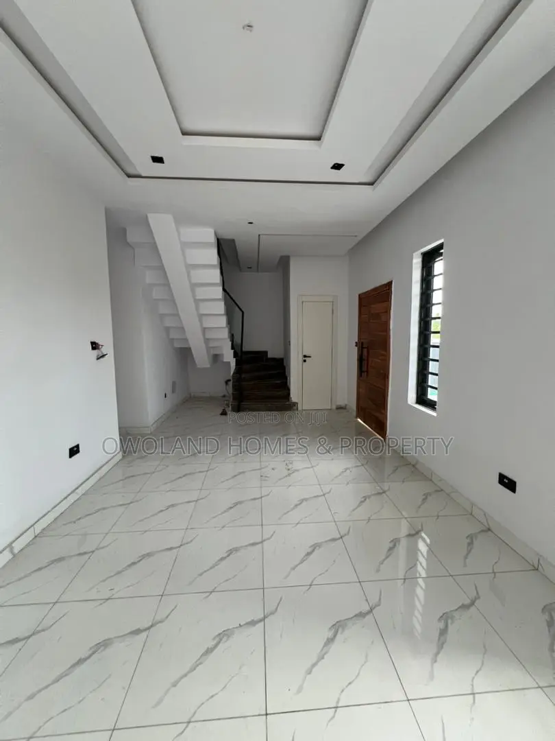 3bdrm Duplex in Abraham Adesanya for sale in Abraham Adesanya