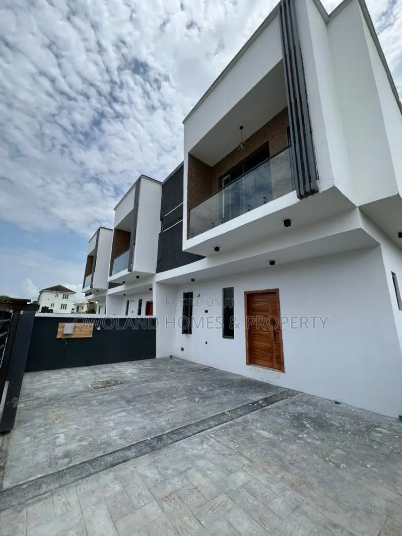 3bdrm Duplex in Abraham Adesanya for sale in Abraham Adesanya