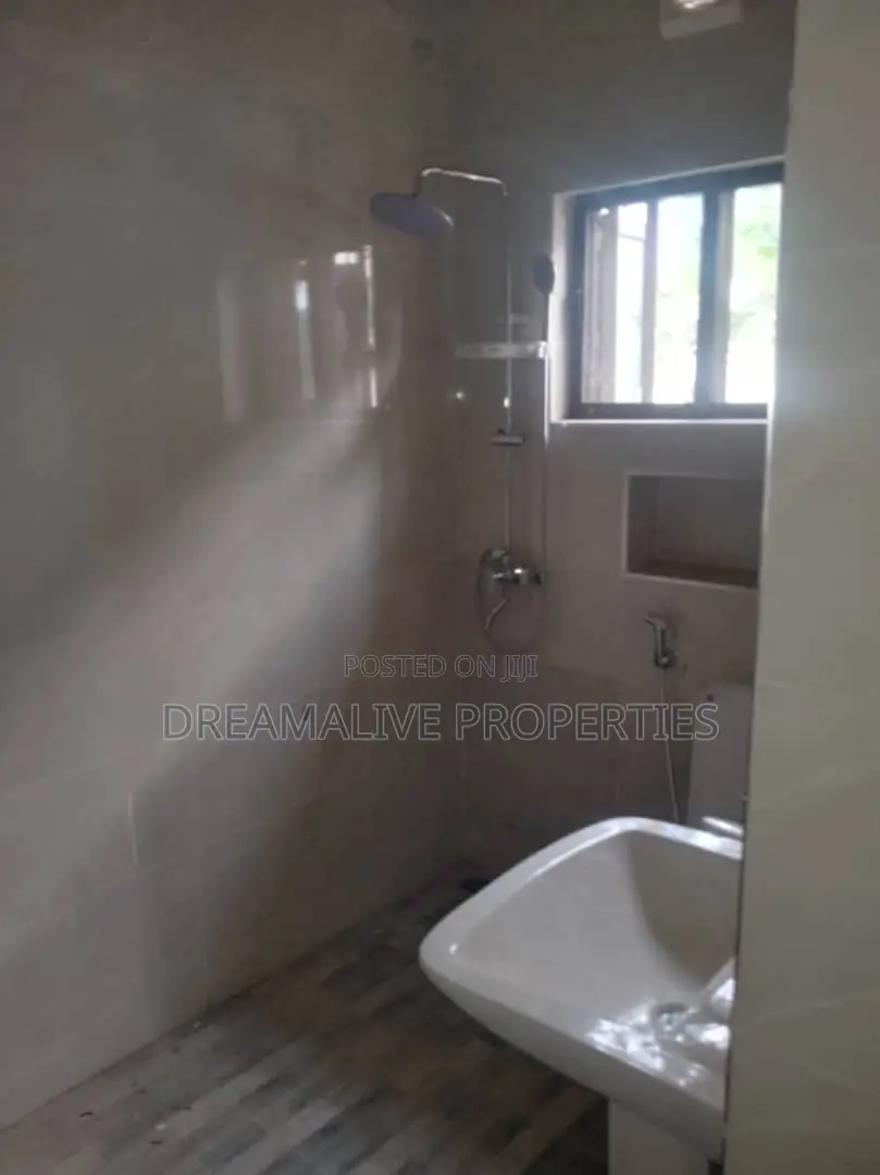 4bdrm Duplex in Gwarinpa for rent in Gwarinpa
