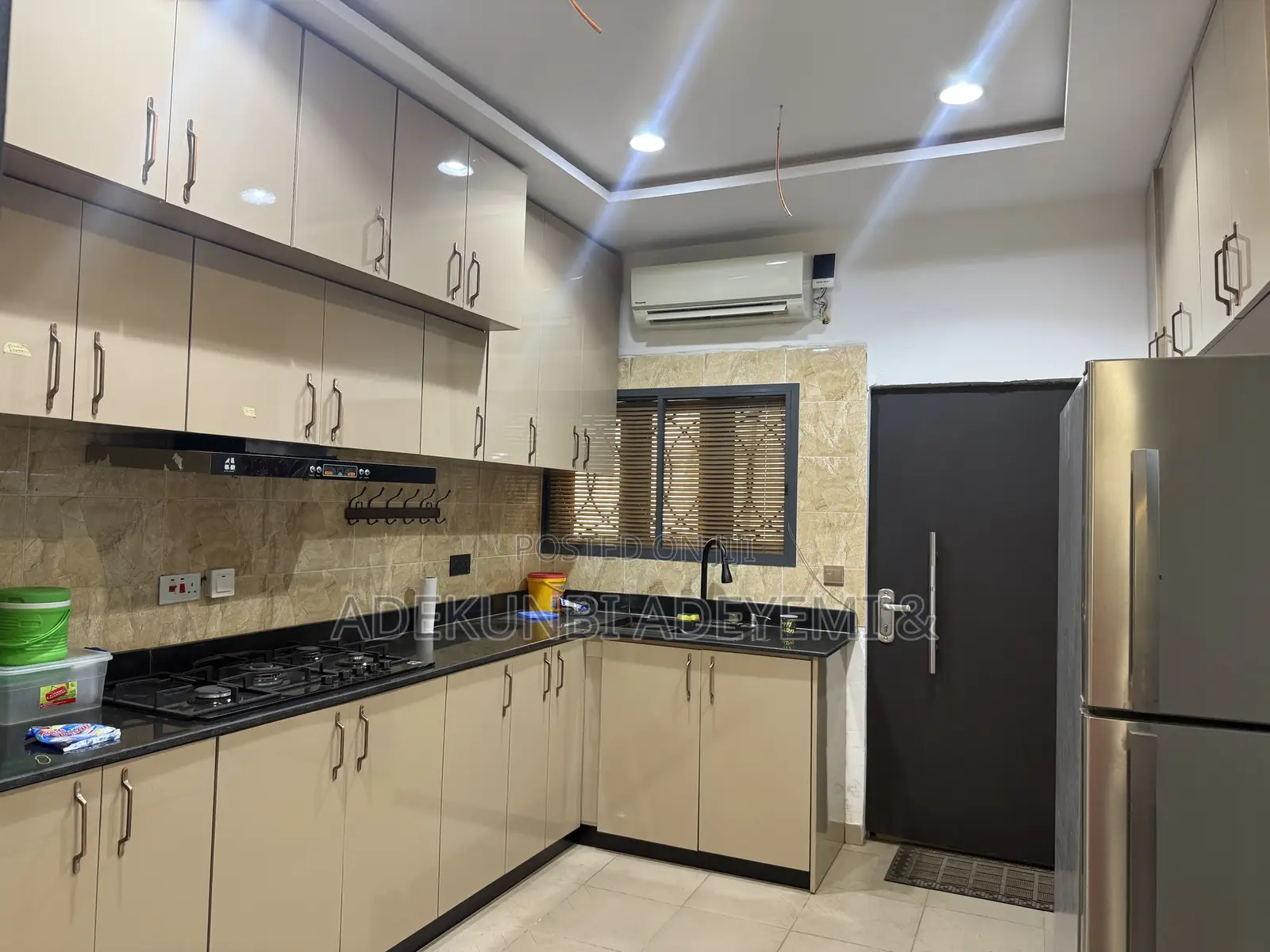 Furnished 4bdrm Townhouse/Terrace in Asokoro for sale in Asokoro