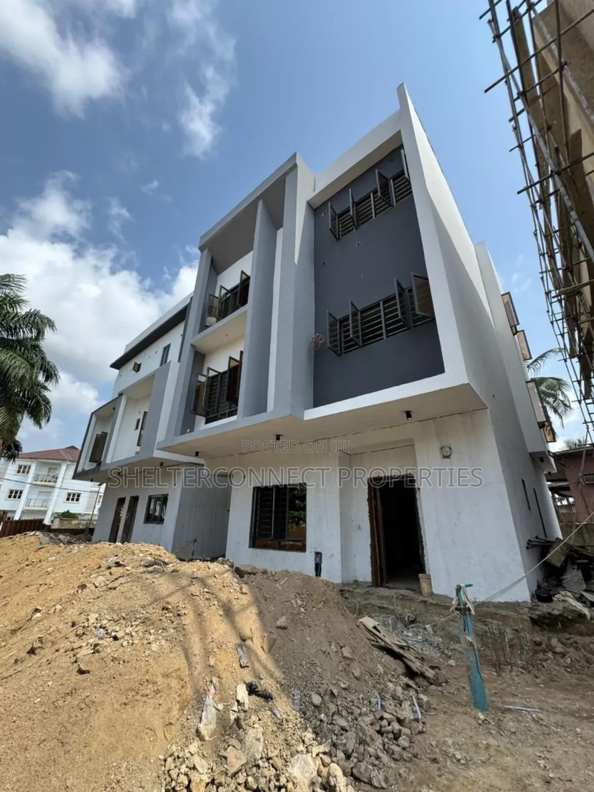 5bdrm Duplex in Papa Ajao / Surulere for sale in Papa Ajao / Surulere