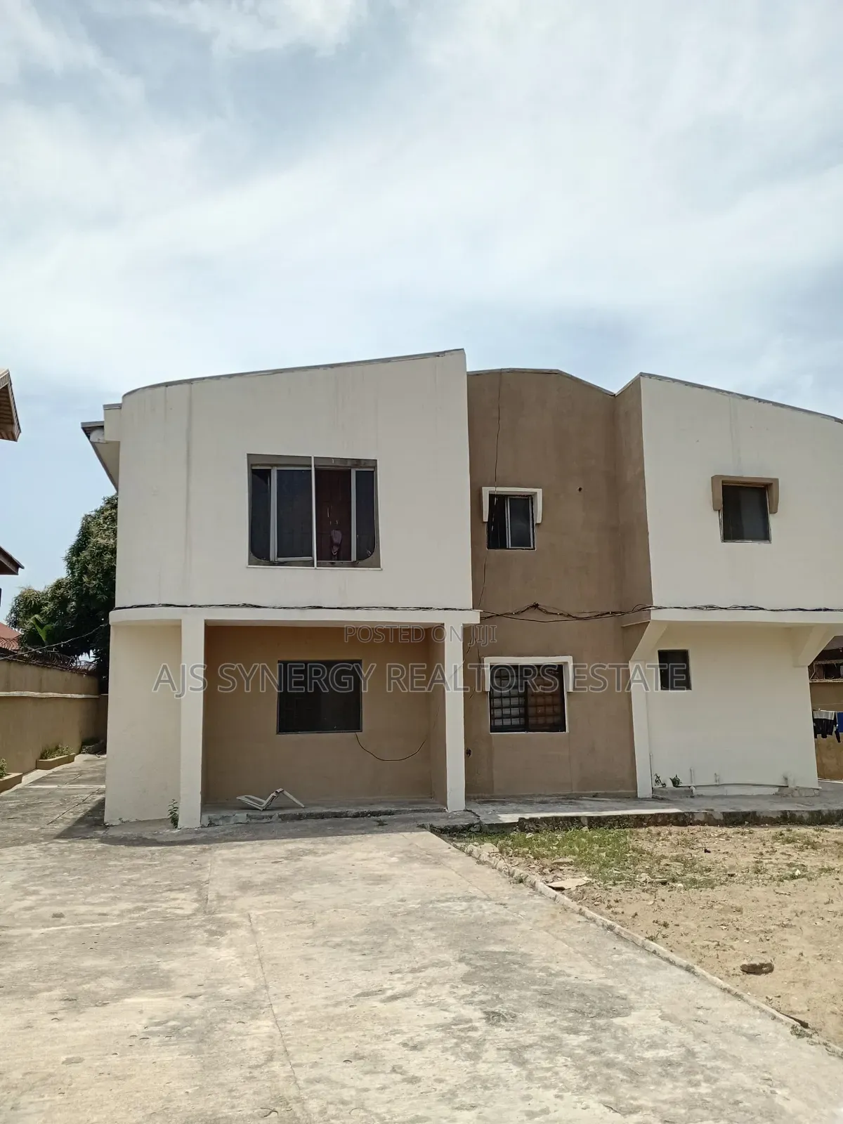 3bdrm Duplex in Ado / Ajah for sale in Ado / Ajah