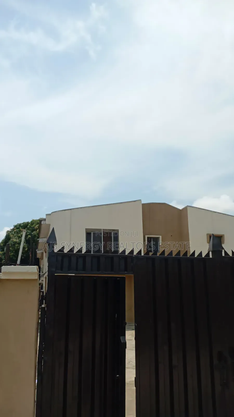 3bdrm Duplex in Ado / Ajah for sale in Ado / Ajah
