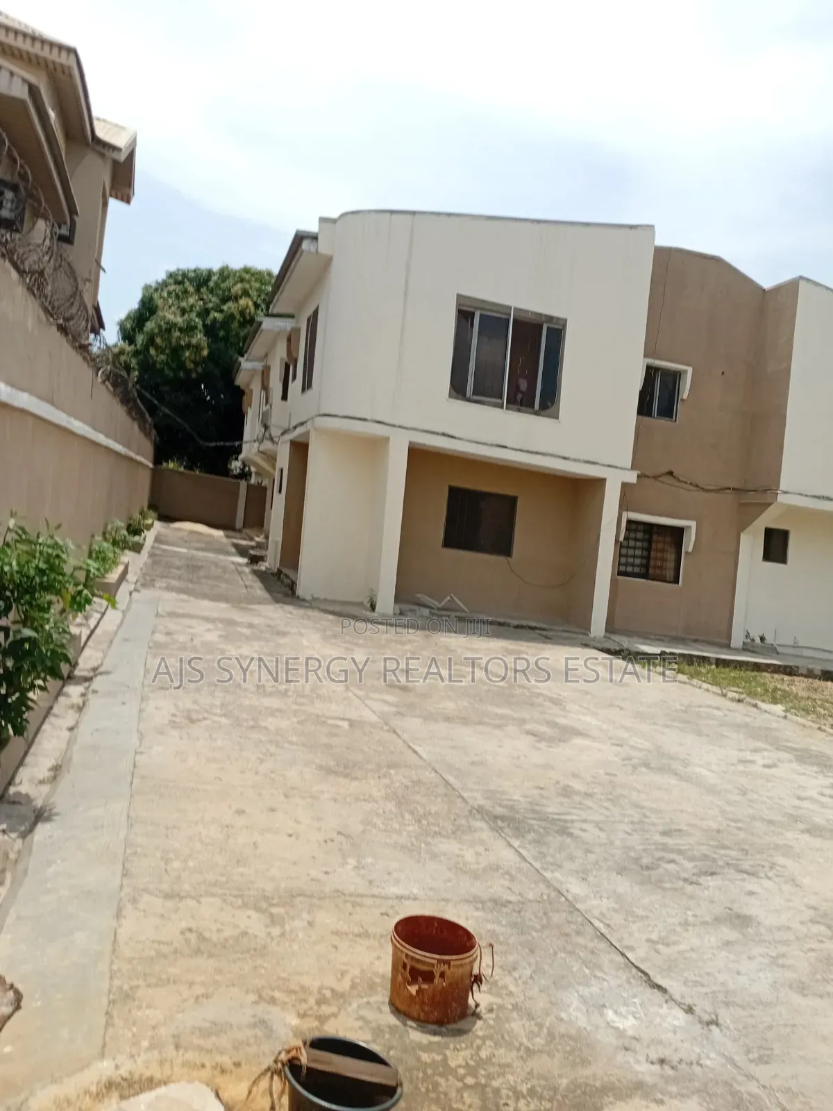 3bdrm Duplex in Ado / Ajah for sale in Ado / Ajah