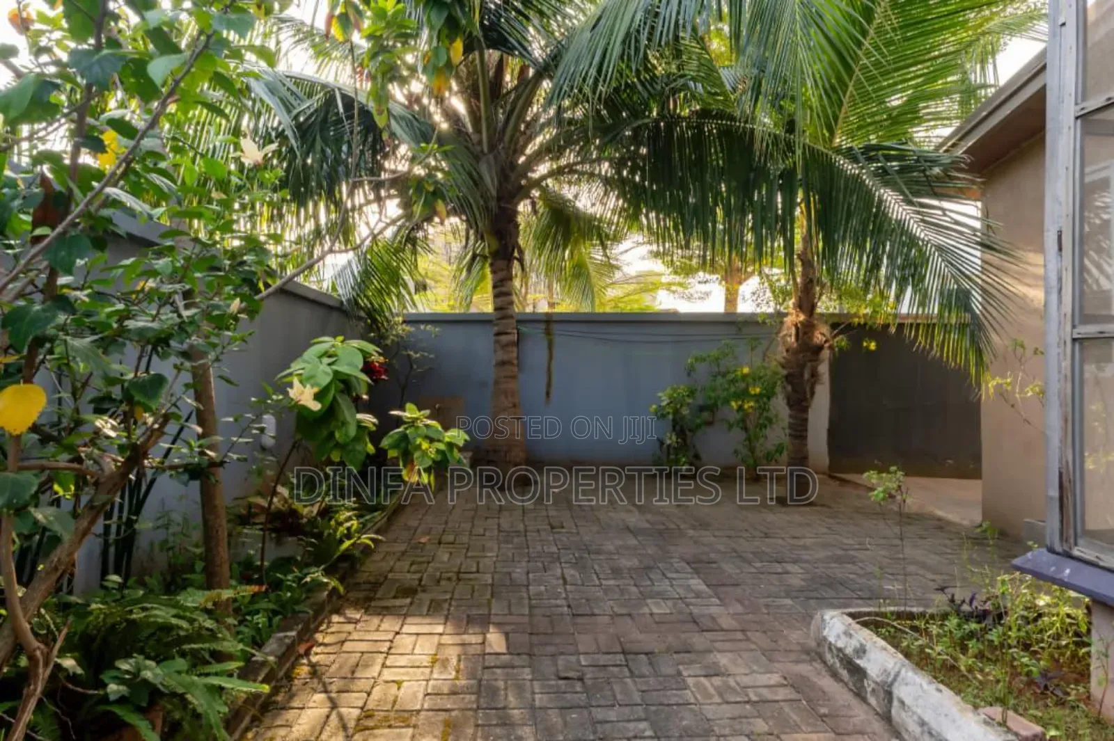 5bdrm Duplex in Pinnock Beach Estate, Osapa london for sale in Osapa london