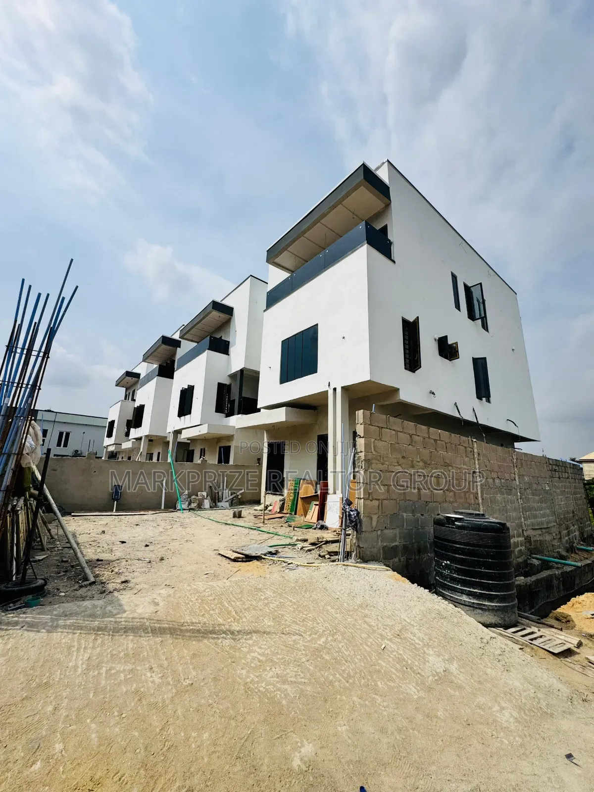 4bdrm Duplex in Opebi Ikeja for sale in Opebi
